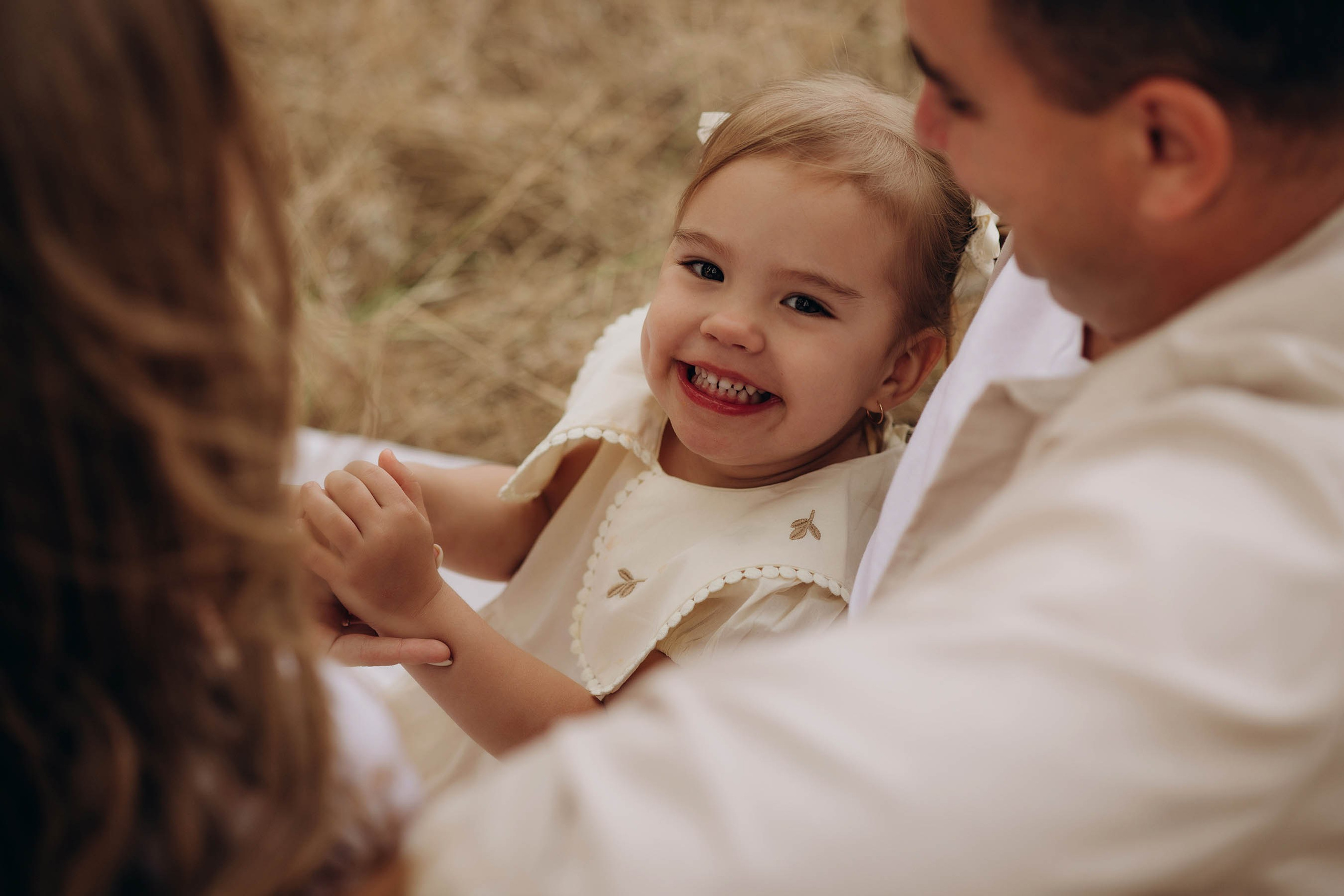 Дмитрий, Алена и Милана. Свадебный фотограф Измаил, Констанца, Бухарест, Галац, Браила Julia Dickinson