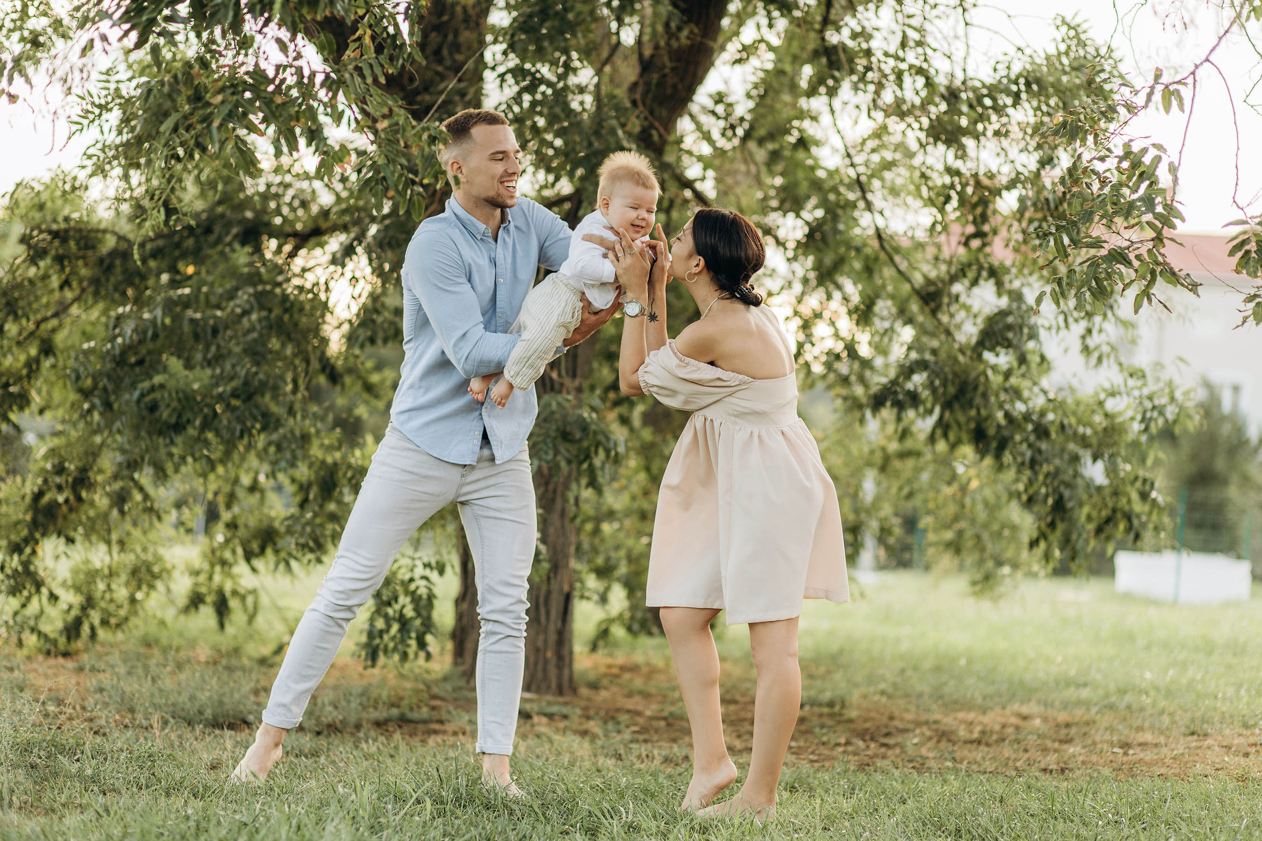 Алексей, Таисия и Герман. Свадебный фотограф Измаил, Констанца, Бухарест, Галац, Браила Julia Dickinson