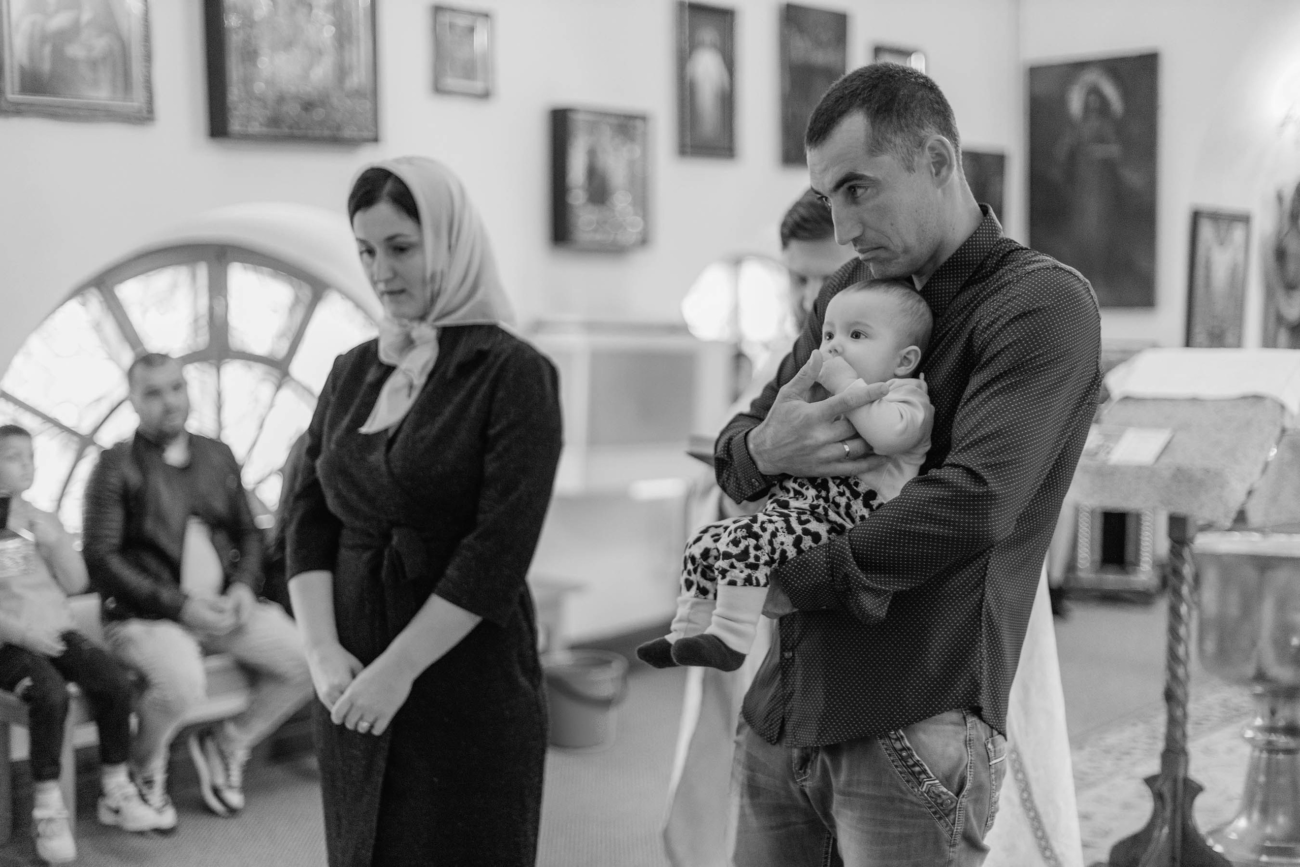 Крещение Элианы. Свадебный фотограф Измаил, Констанца, Бухарест, Галац, Браила Julia Dickinson