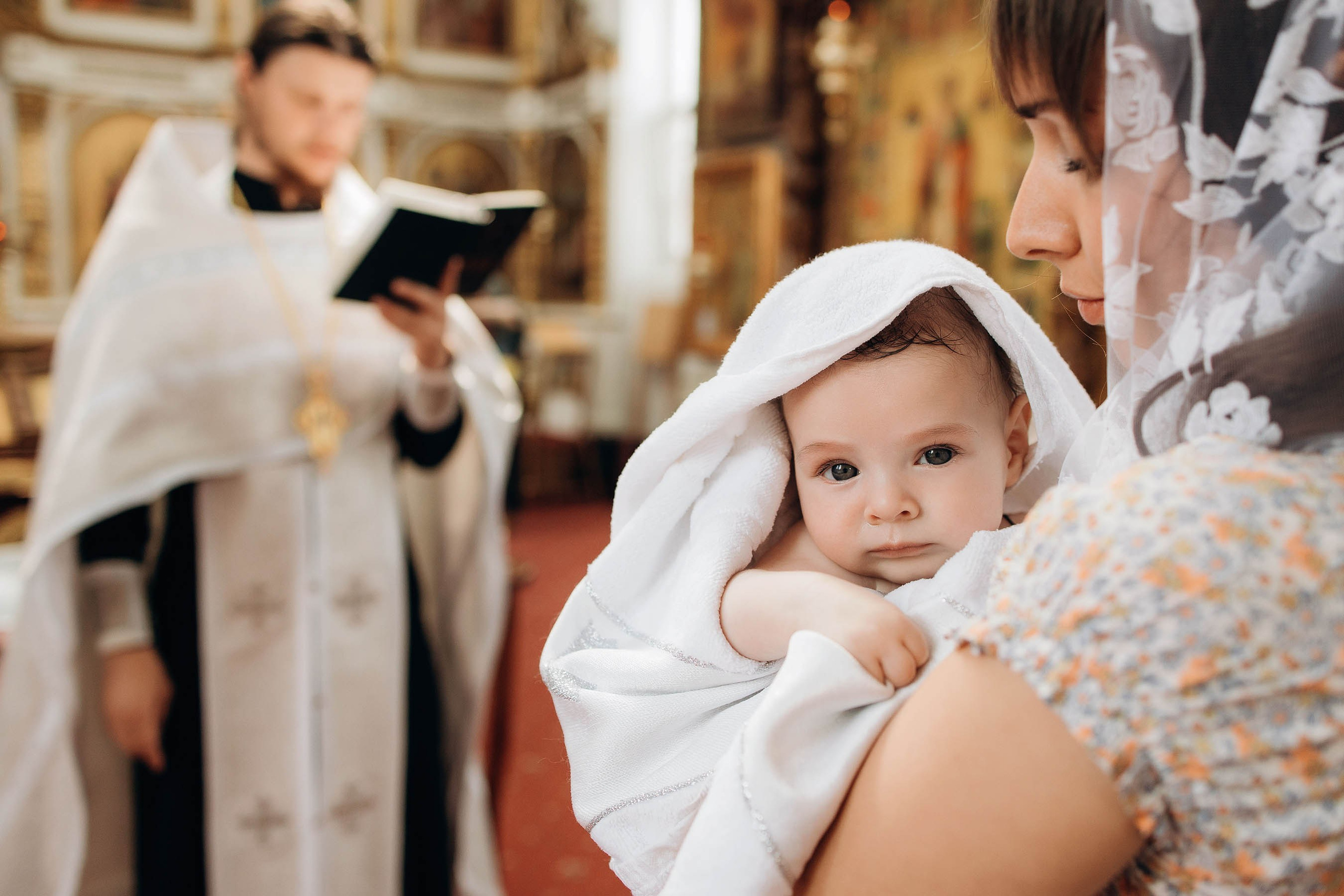 Крещение Ивана. Свадебный фотограф Измаил, Констанца, Бухарест, Галац, Браила Julia Dickinson