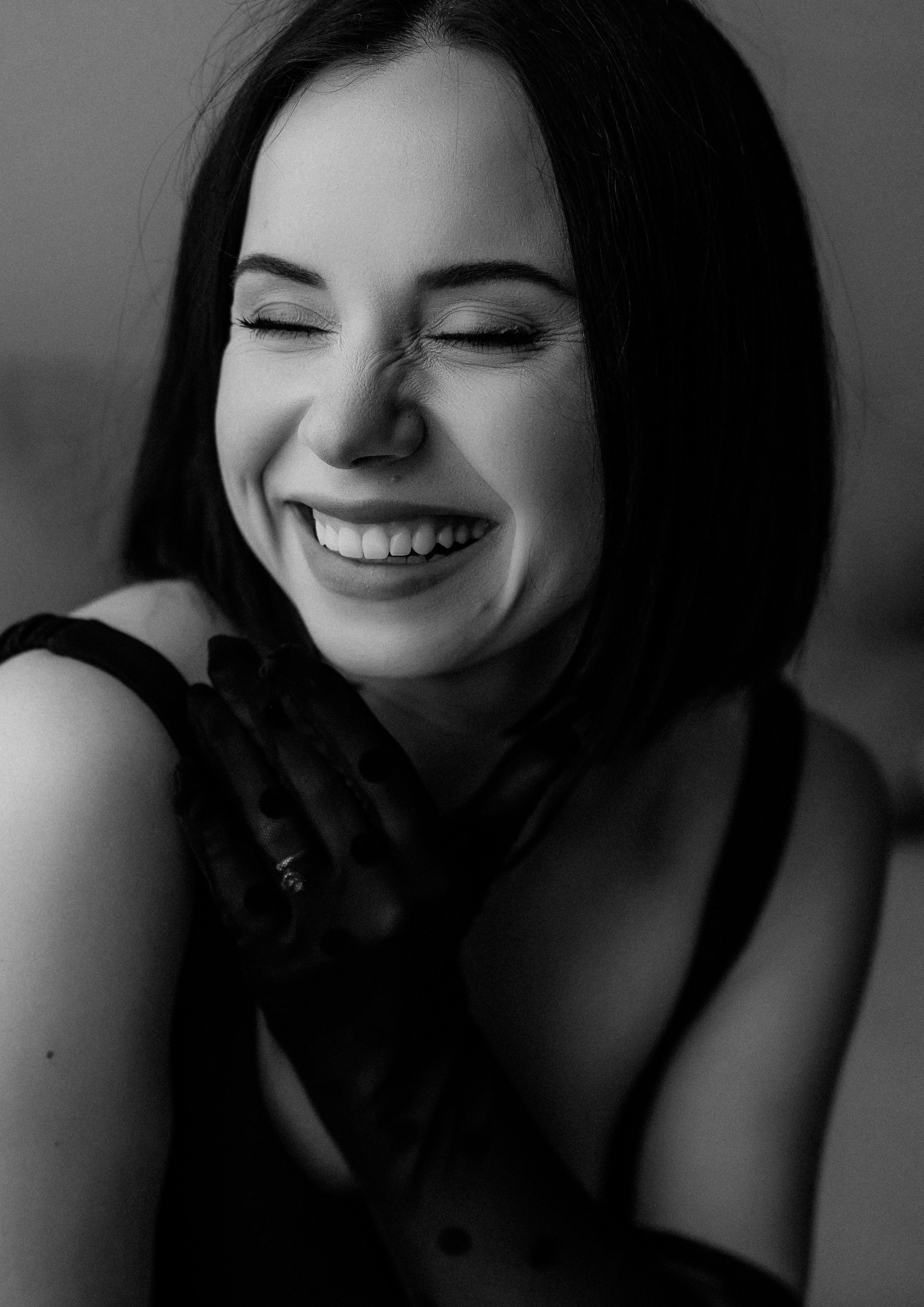 Эстетичный женский портрет в Измаиле — лёгкость и эмоции, фотограф Юлия Дикинсон