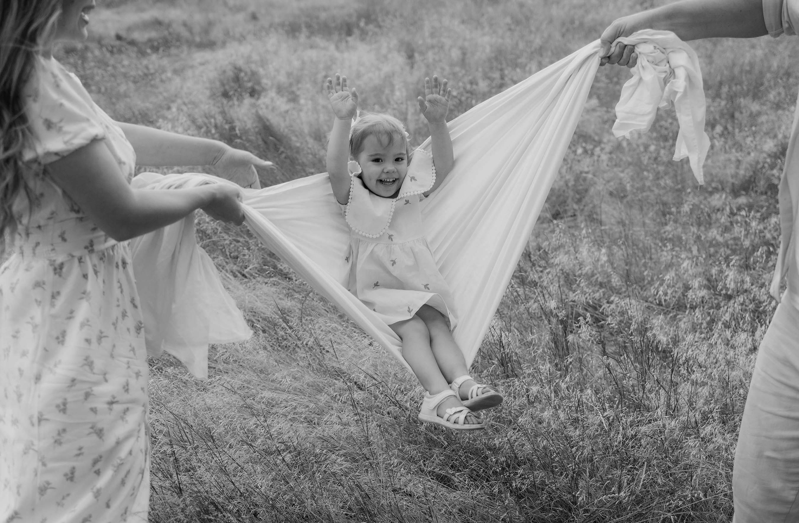 Дмитрий, Алена и Милана. Свадебный фотограф Измаил, Констанца, Бухарест, Галац, Браила Julia Dickinson