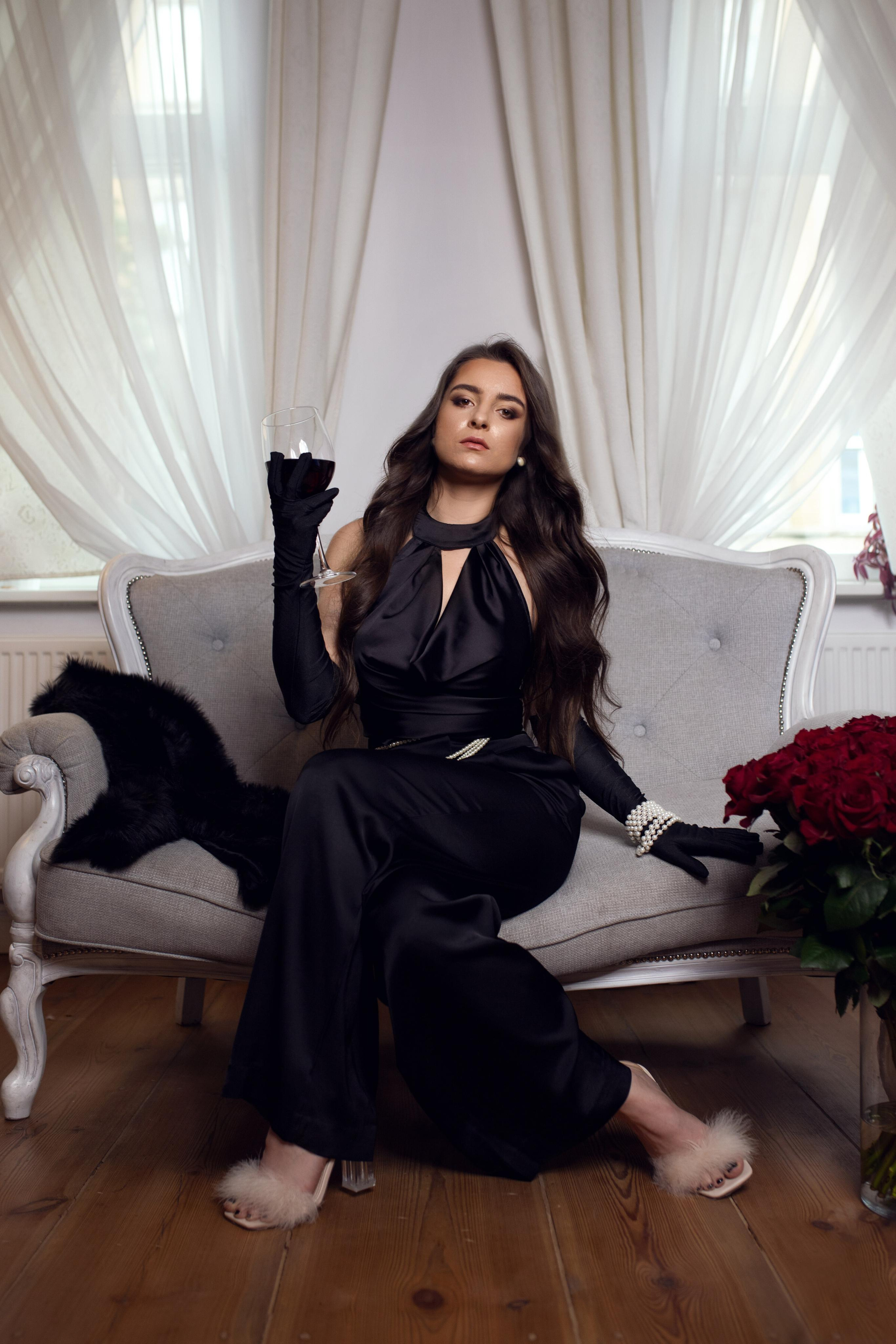 Sesja zdjęciowa w stylu filmu „Śniadanie u Tiffany’ego”. Ilona Stenyk Fashion Stylist Polska