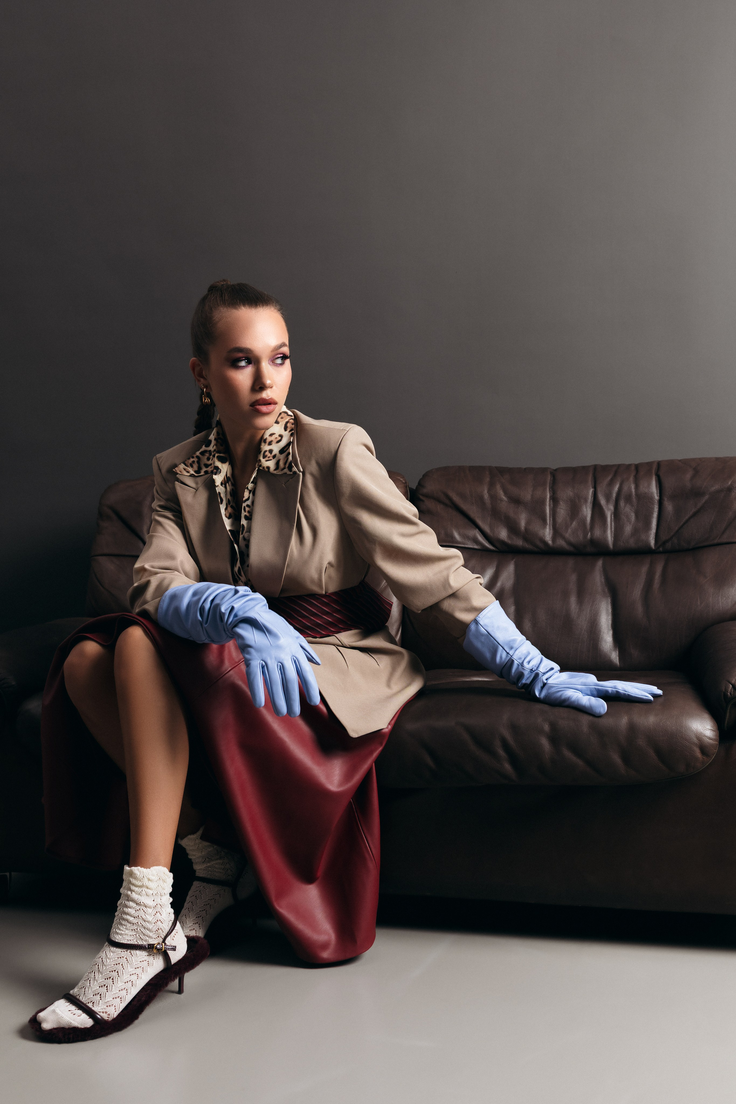 Fotograf Sasha Mudriakova, modelka Kaja Stankiewicz, makijaż @rion.mua, biżuteria TOUS