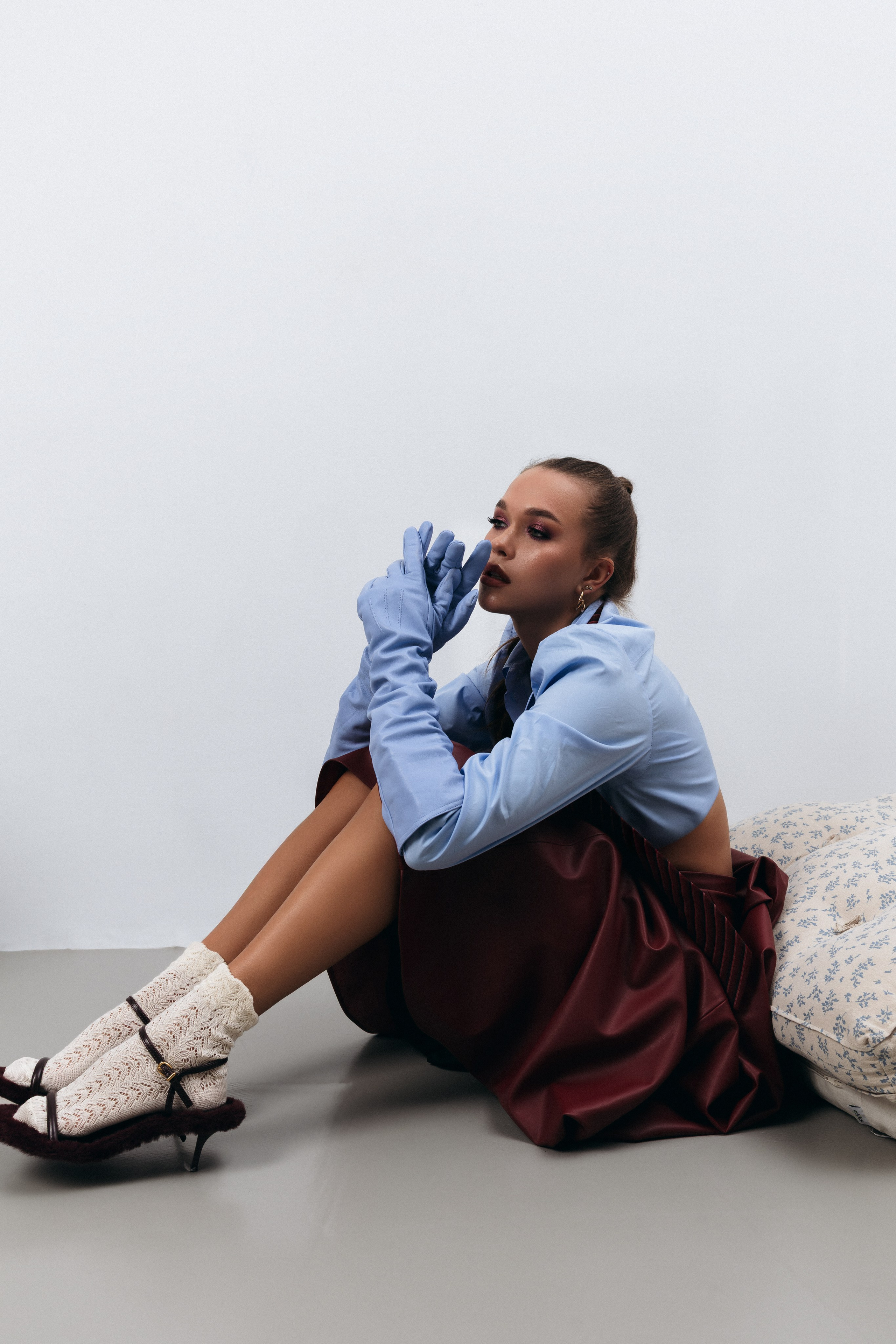 Fotograf Sasha Mudriakova, modelka Kaja Stankiewicz, makijaż @rion.mua, biżuteria TOUS