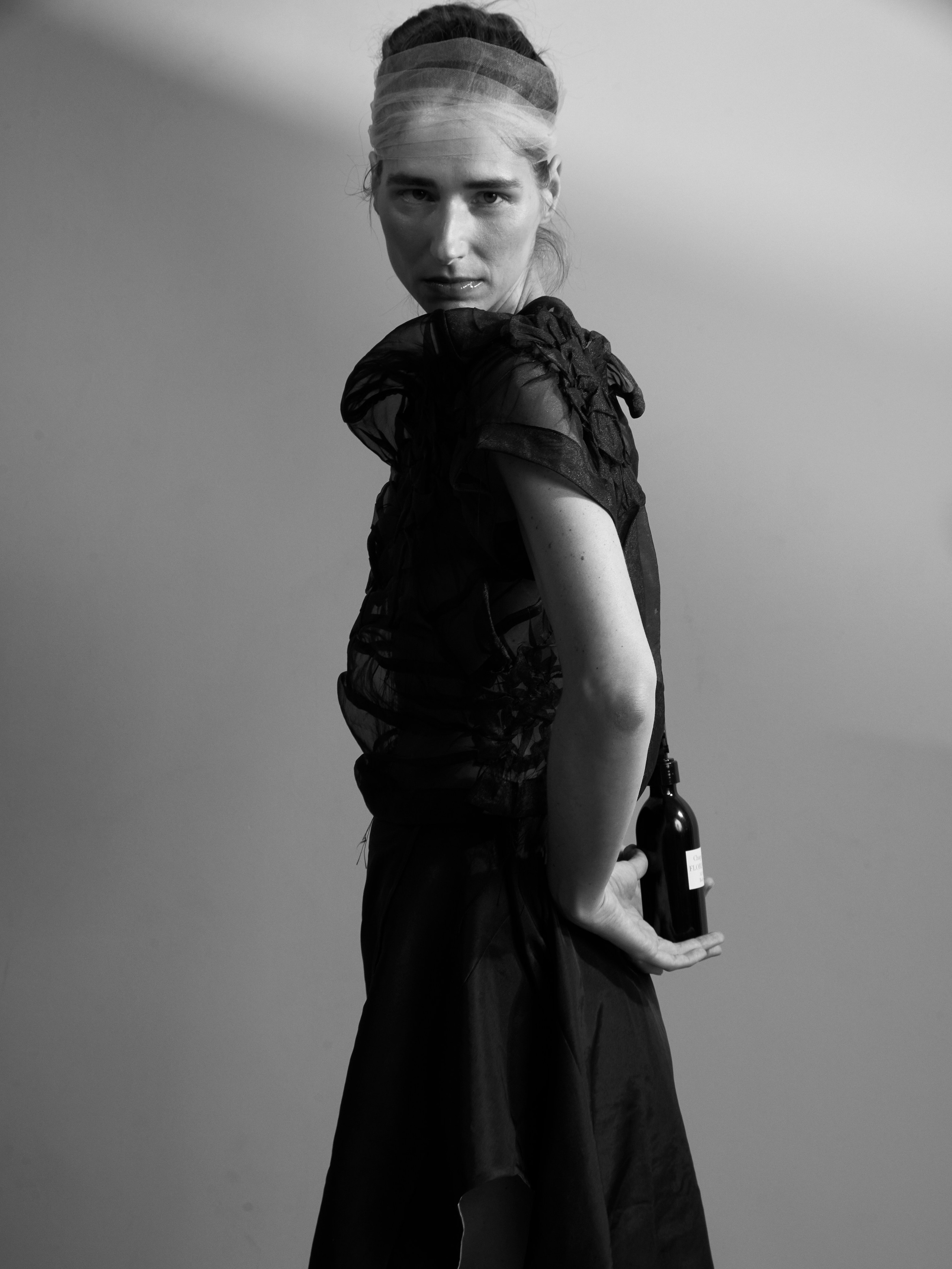 Ambr Perfume X The Archiveast Commercial Photoshoot Perfume photosession brand content creation 