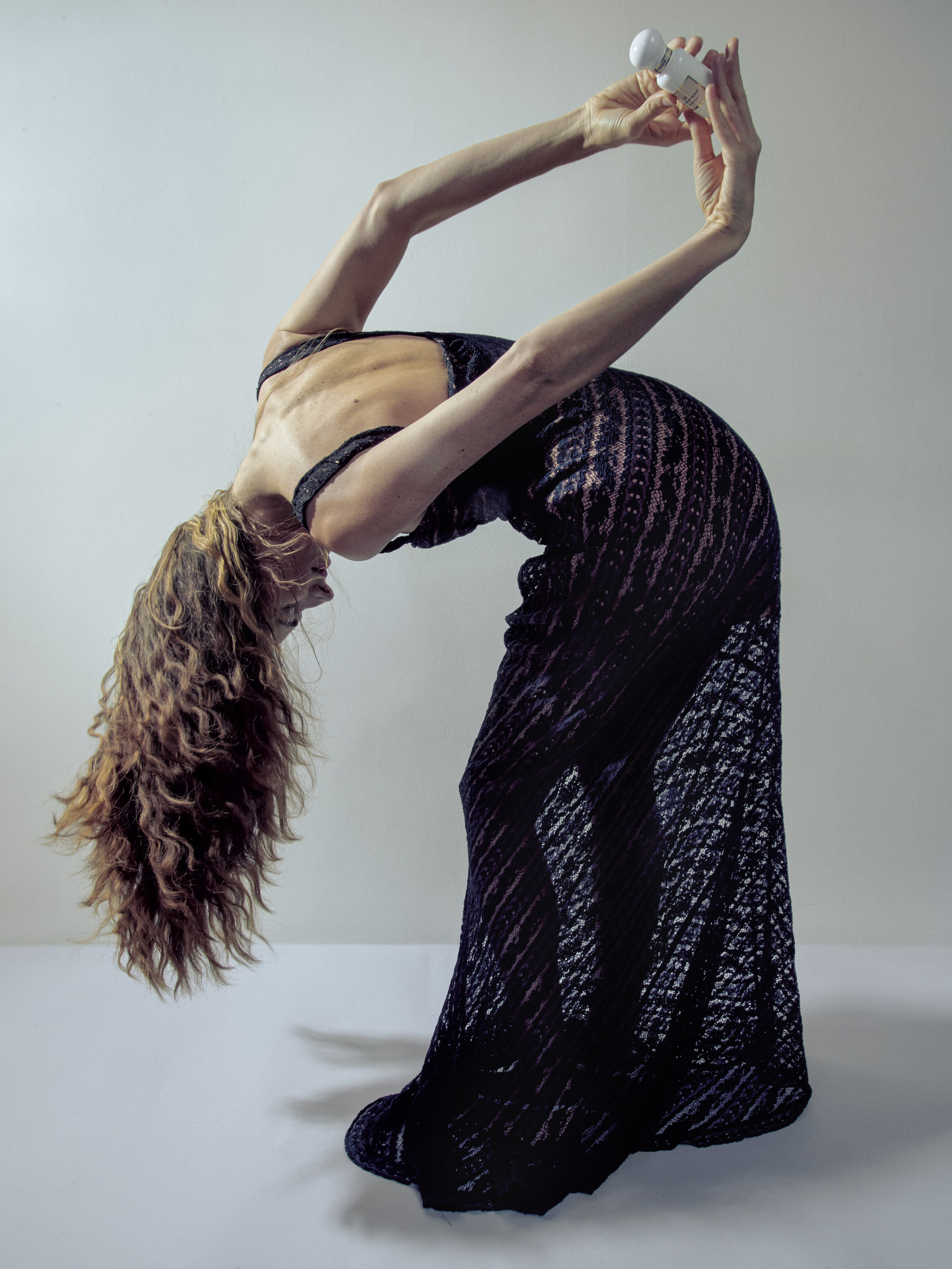 Ambr Perfume X The Archiveast Commercial Photoshoot Perfume photosession brand content creation 