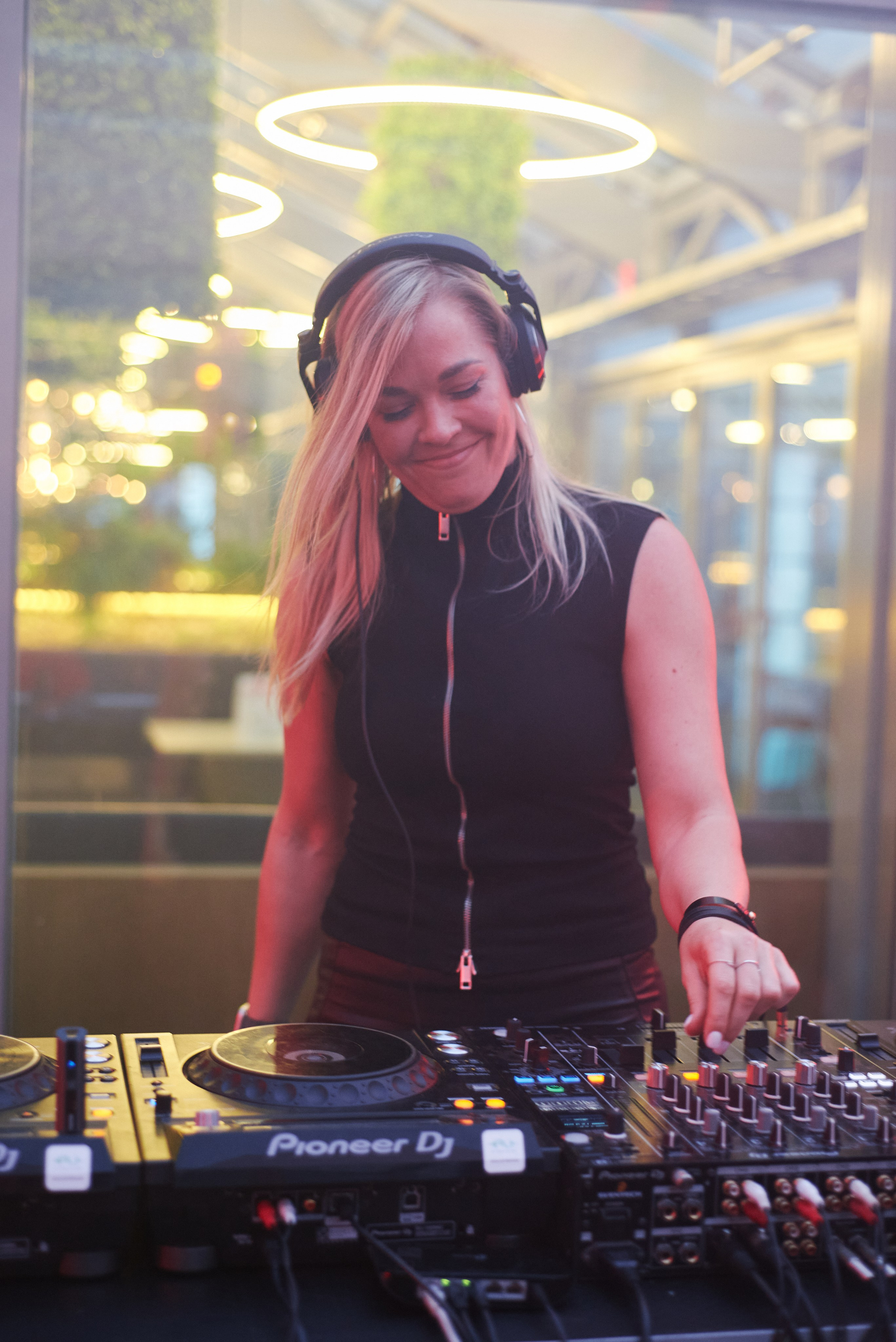 EVENT & CONTENT PHOTOGRAPHY