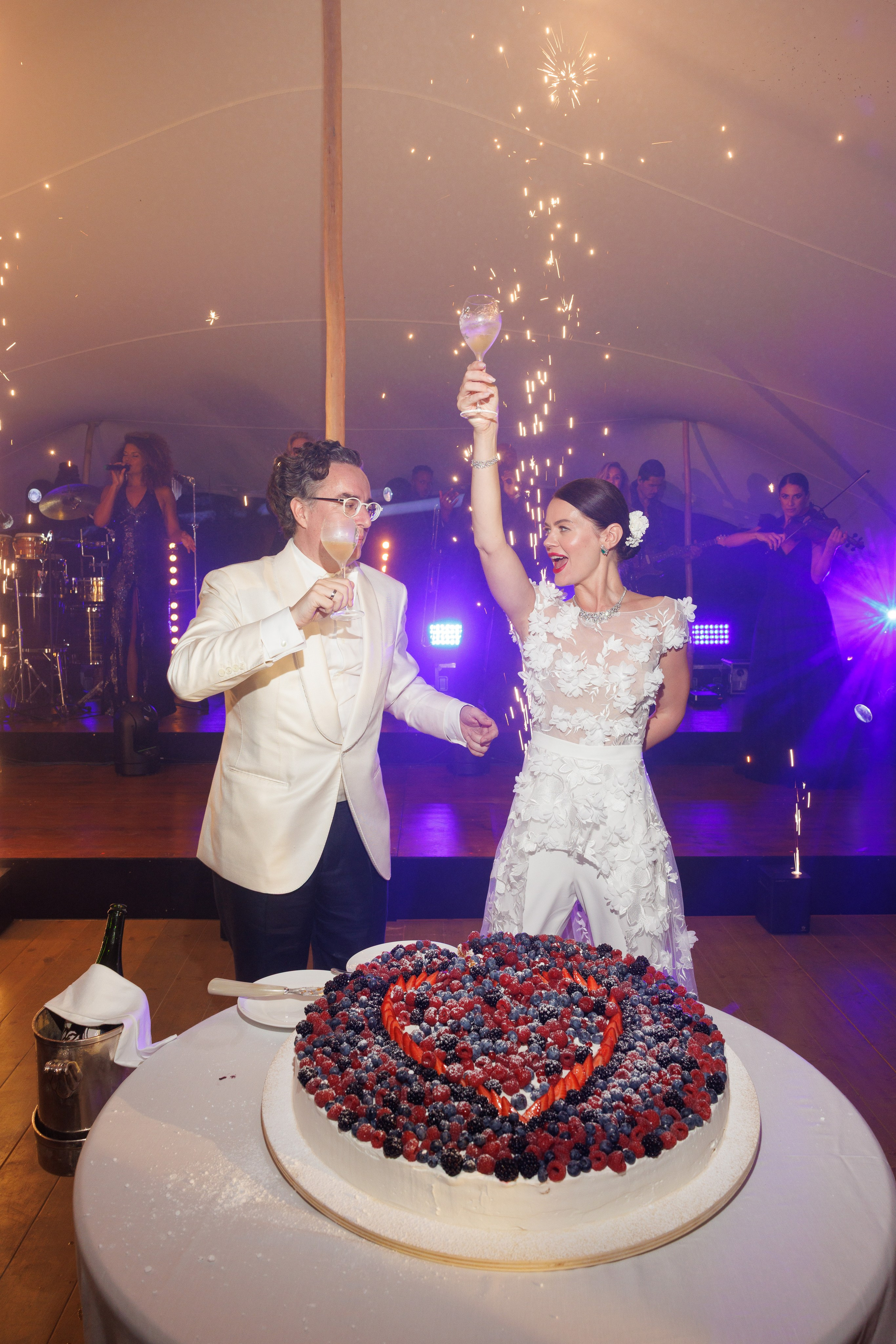 Julia & Max (Florence, Castello Di Cassole). Wedding photographer Osokin Evgeniy