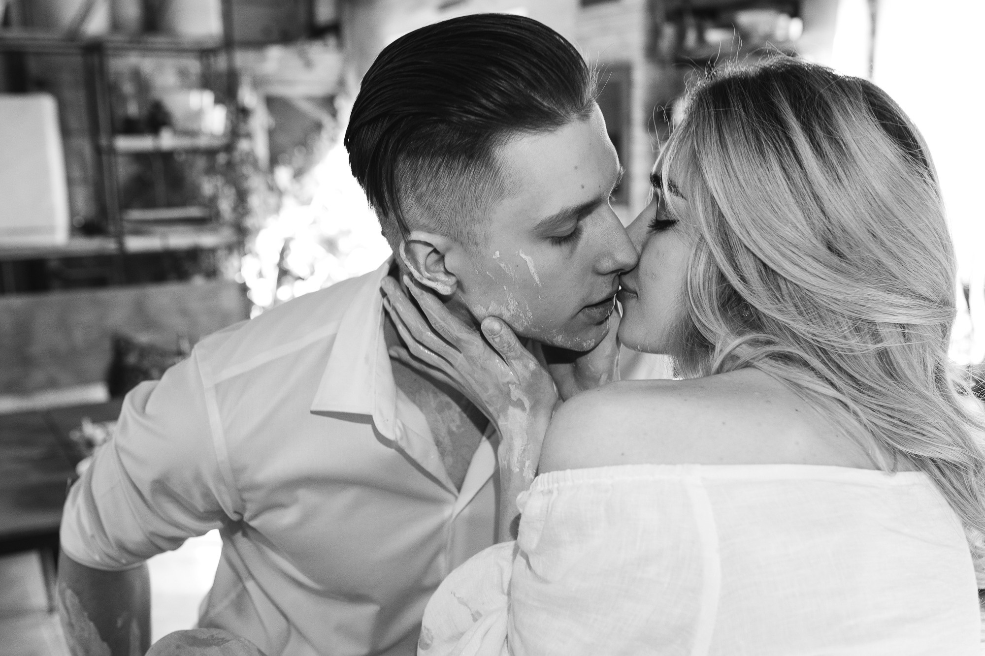 Love in the pottery. Wedding photographer Osokin Evgeniy