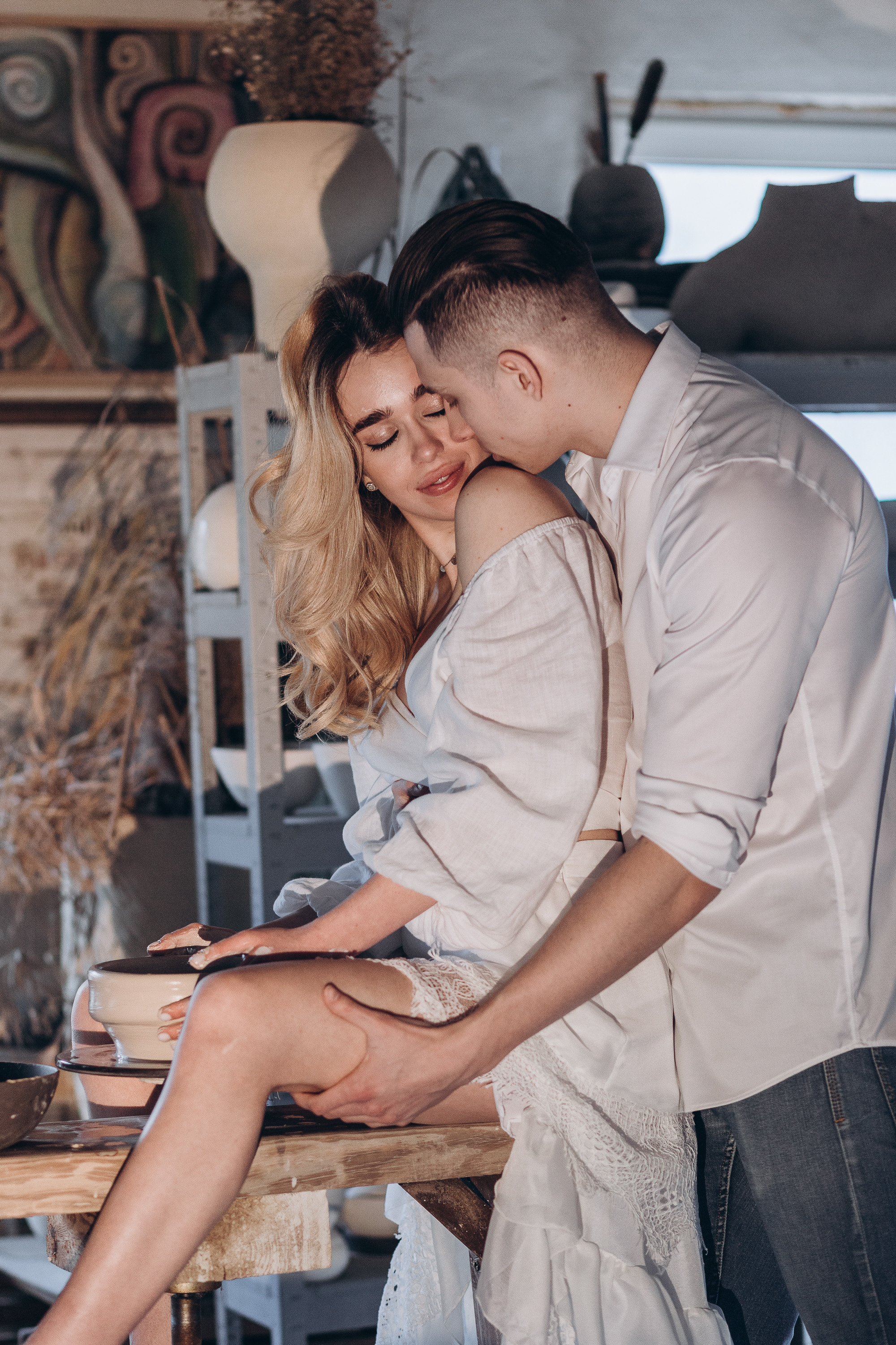 Love in the pottery. Wedding photographer Osokin Evgeniy