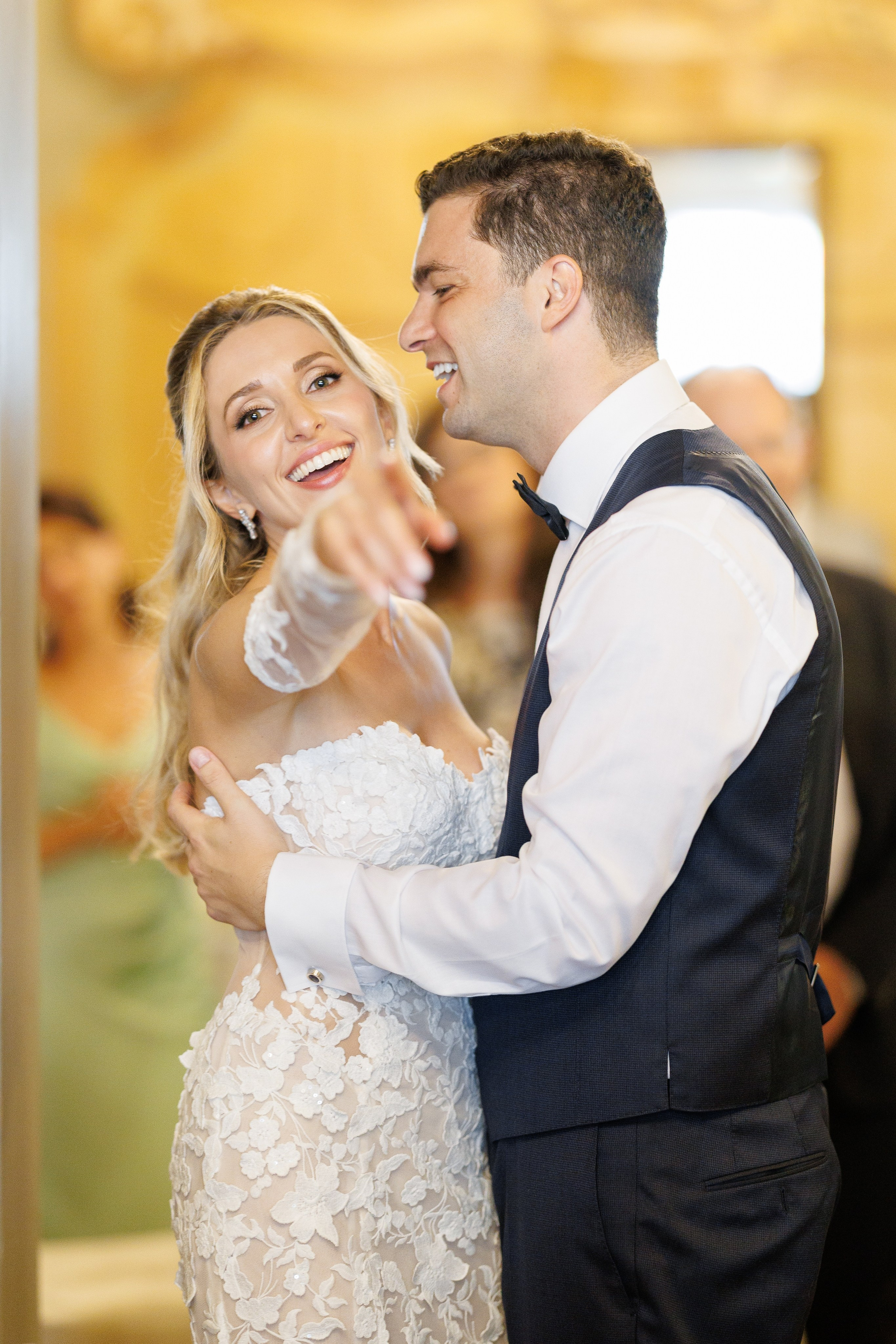 Camilla & Guiseppe (Bergamo, Villa Canton). Wedding photographer Osokin Evgeniy