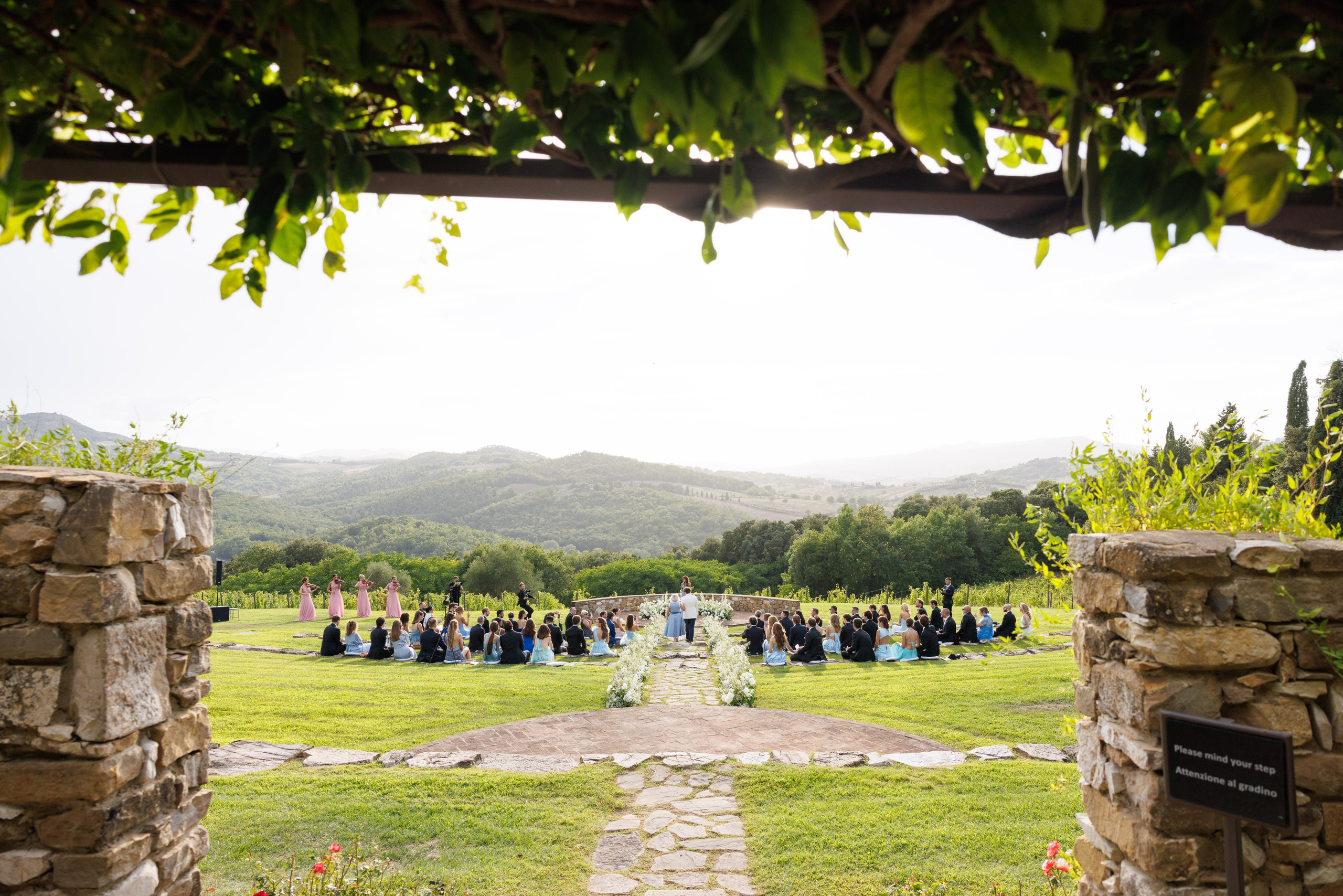 Julia & Max (Florence, Castello Di Cassole). Wedding photographer Osokin Evgeniy