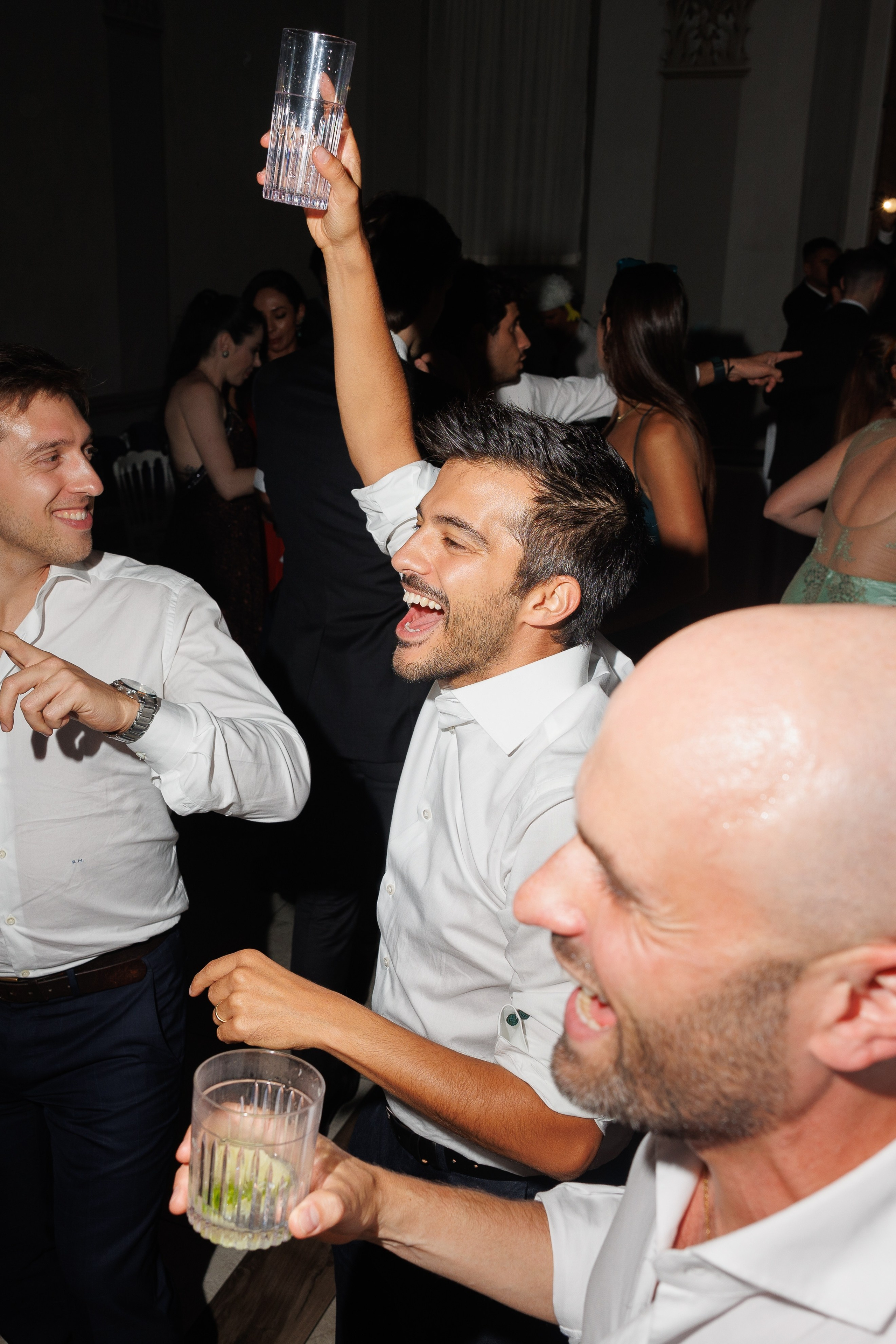 Camilla & Guiseppe (Bergamo, Villa Canton). Wedding photographer Osokin Evgeniy