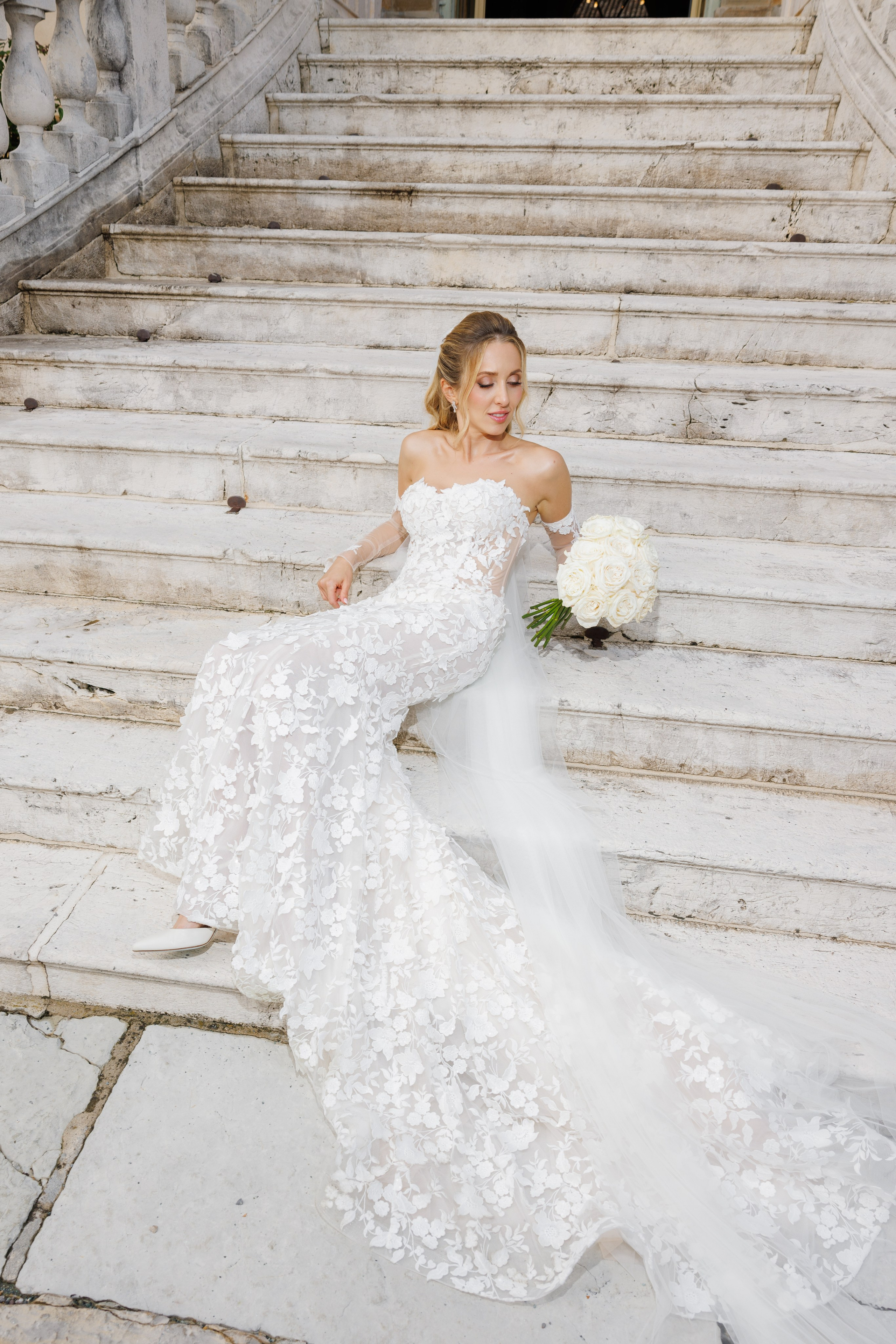Camilla & Guiseppe (Bergamo, Villa Canton). Wedding photographer Osokin Evgeniy