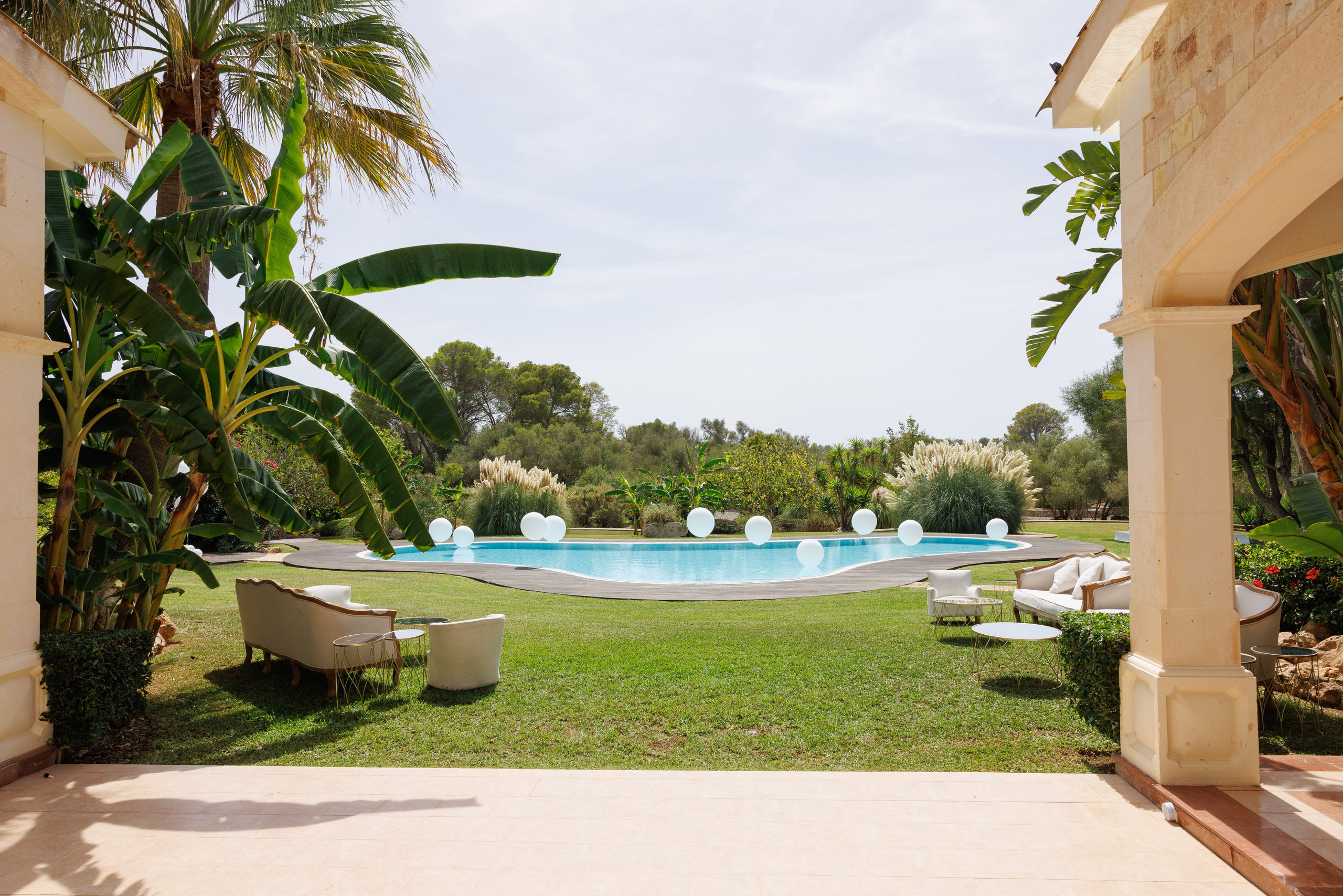 Valentina & Heinz (Palma de Mallorca, Finca Son Bi). Wedding photographer Osokin Evgeniy