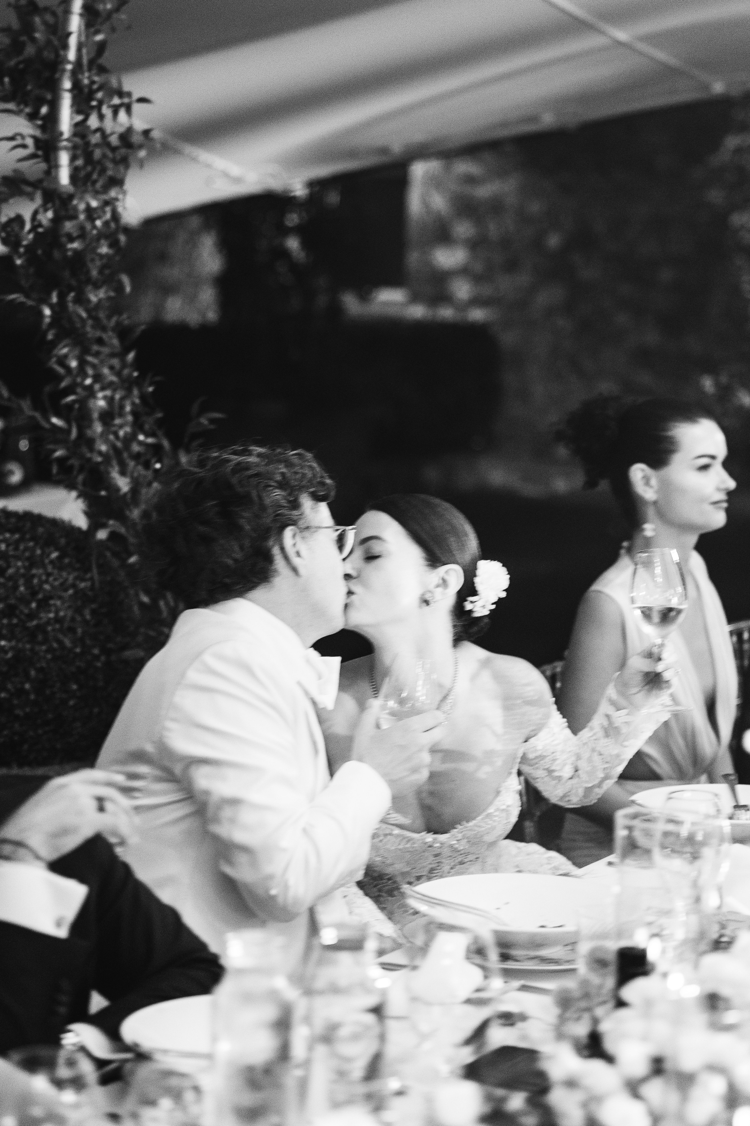 Julia & Max (Florence, Castello Di Cassole). Wedding photographer Osokin Evgeniy