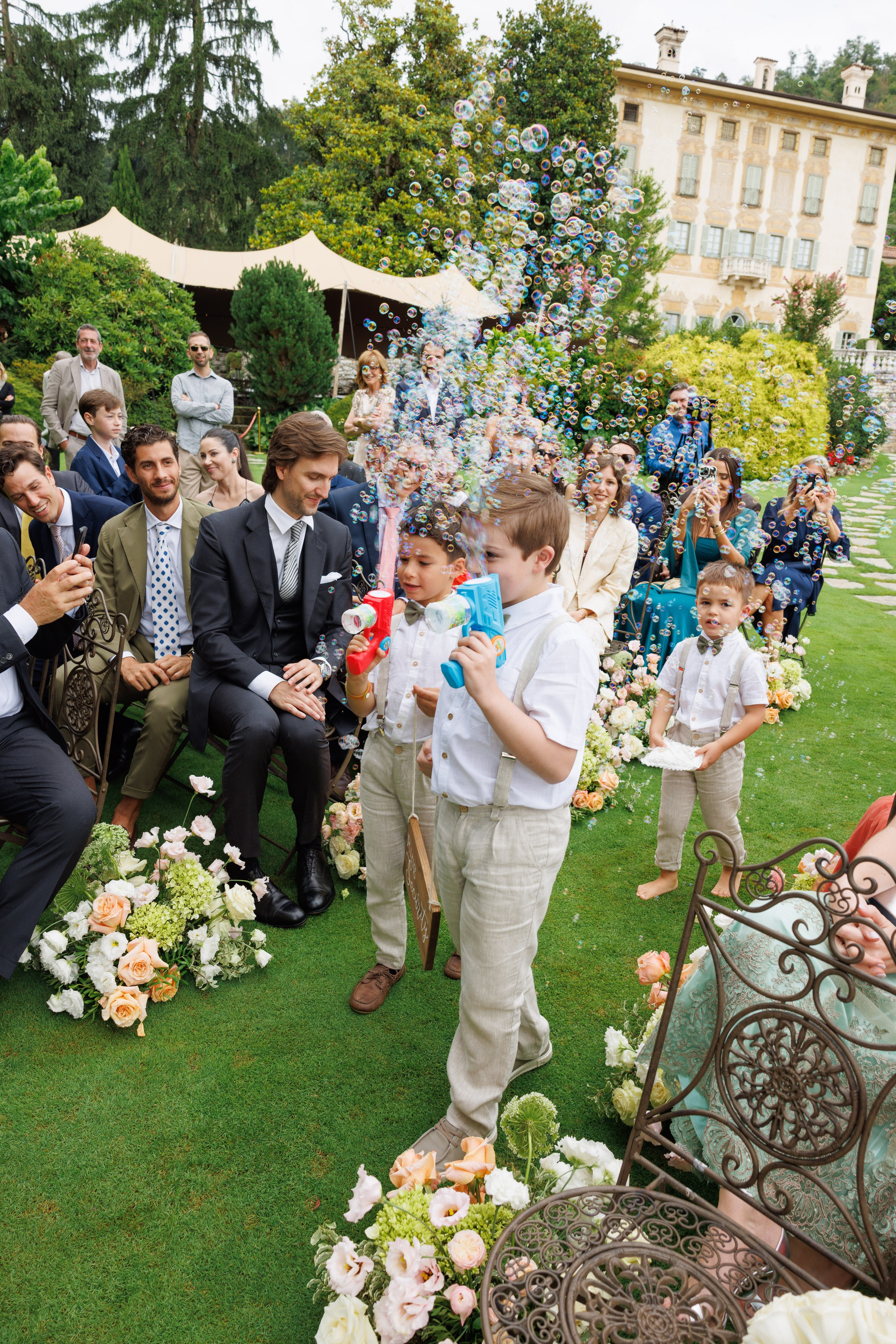 Camilla & Guiseppe (Bergamo, Villa Canton). Wedding photographer Osokin Evgeniy