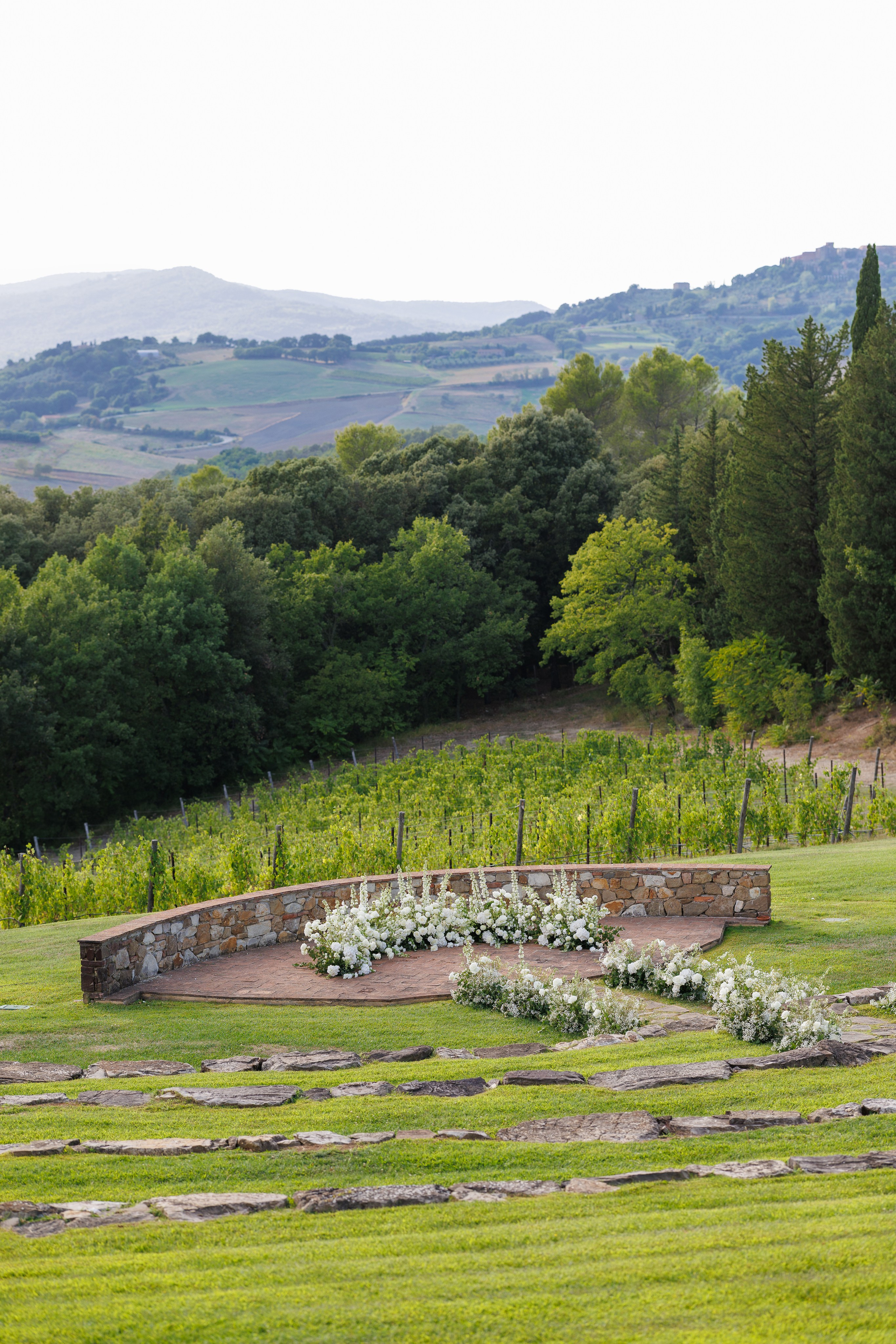 Julia & Max (Florence, Castello Di Cassole). Wedding photographer Osokin Evgeniy