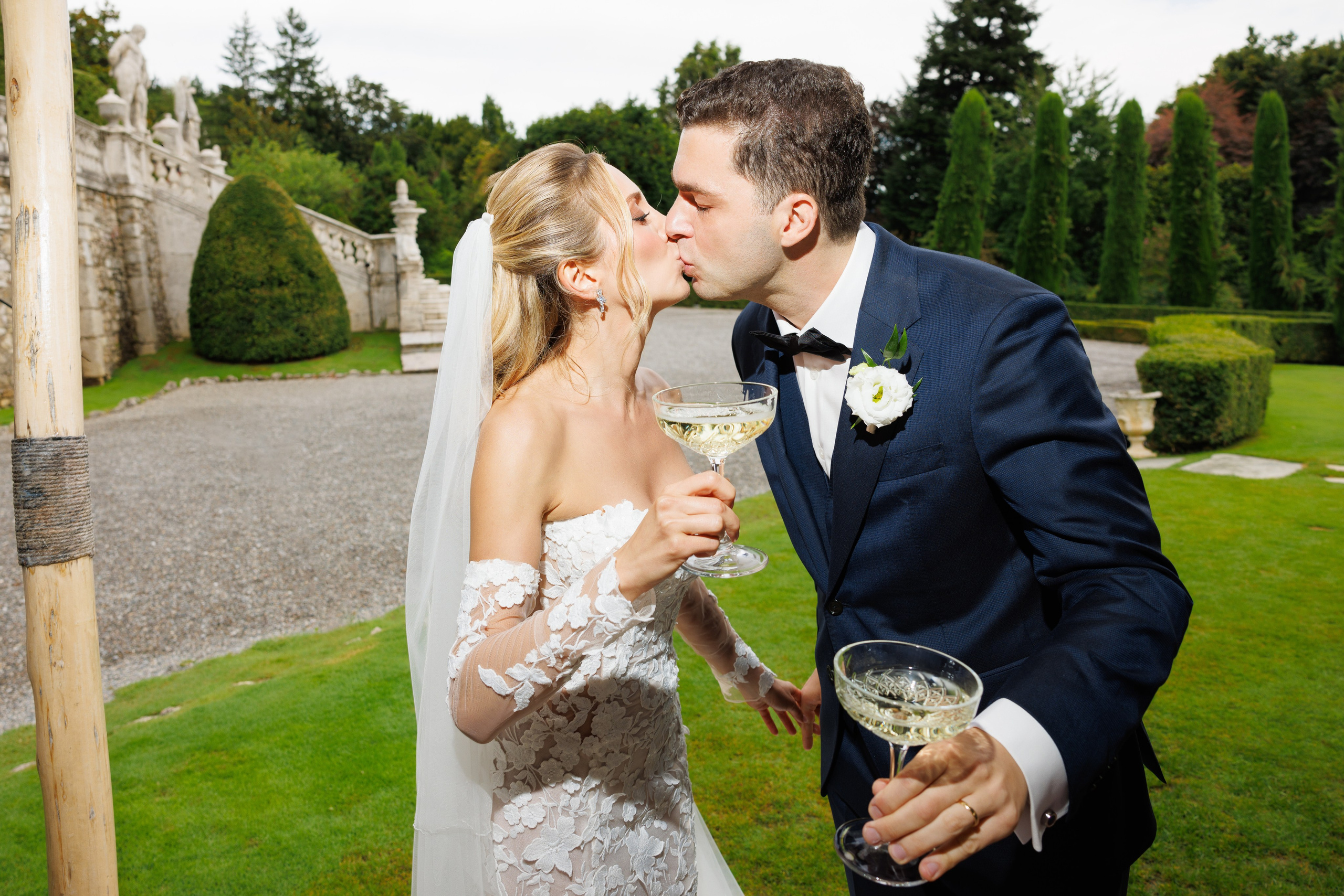 Camilla & Guiseppe (Bergamo, Villa Canton). Wedding photographer Osokin Evgeniy