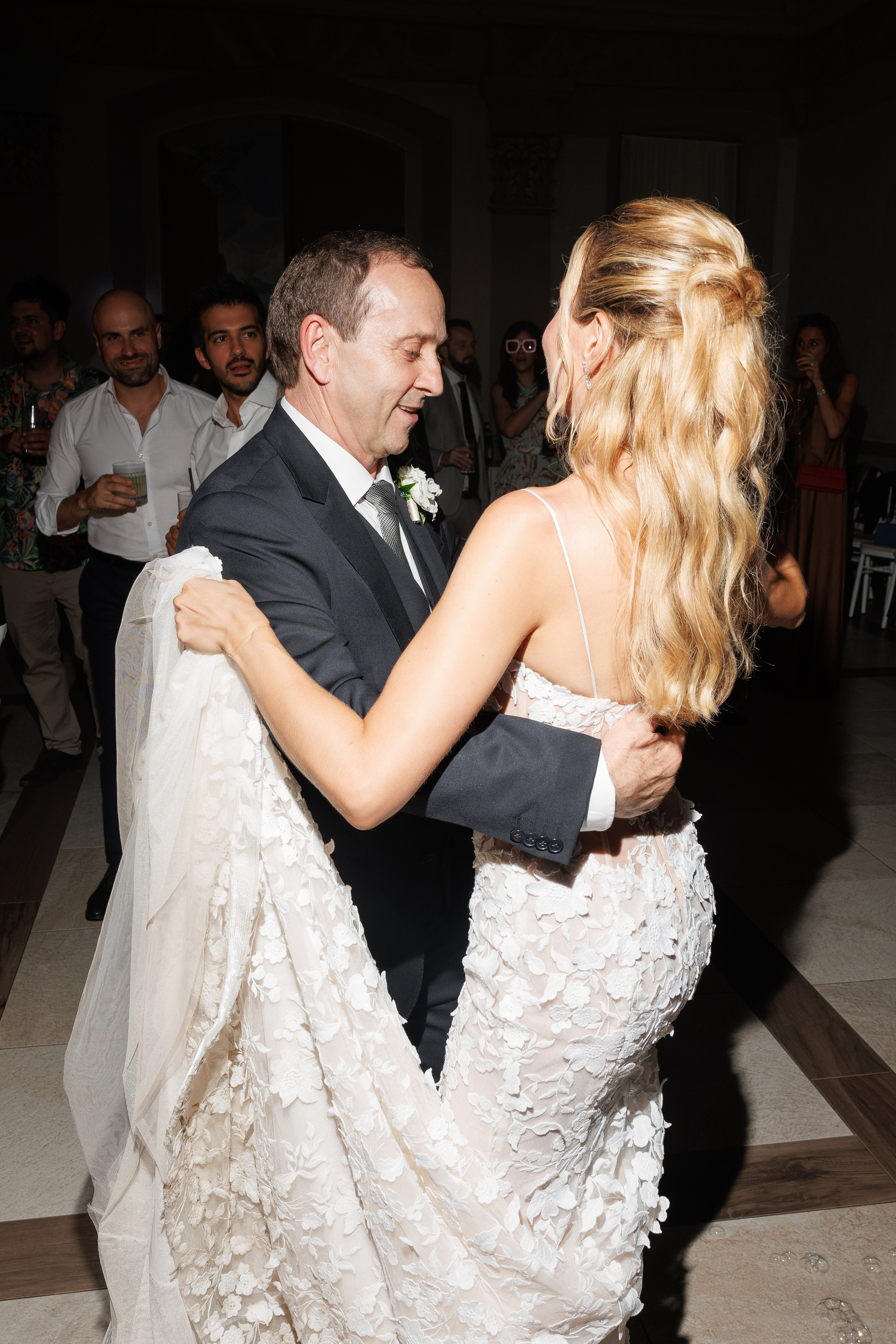 Camilla & Guiseppe (Bergamo, Villa Canton). Wedding photographer Osokin Evgeniy