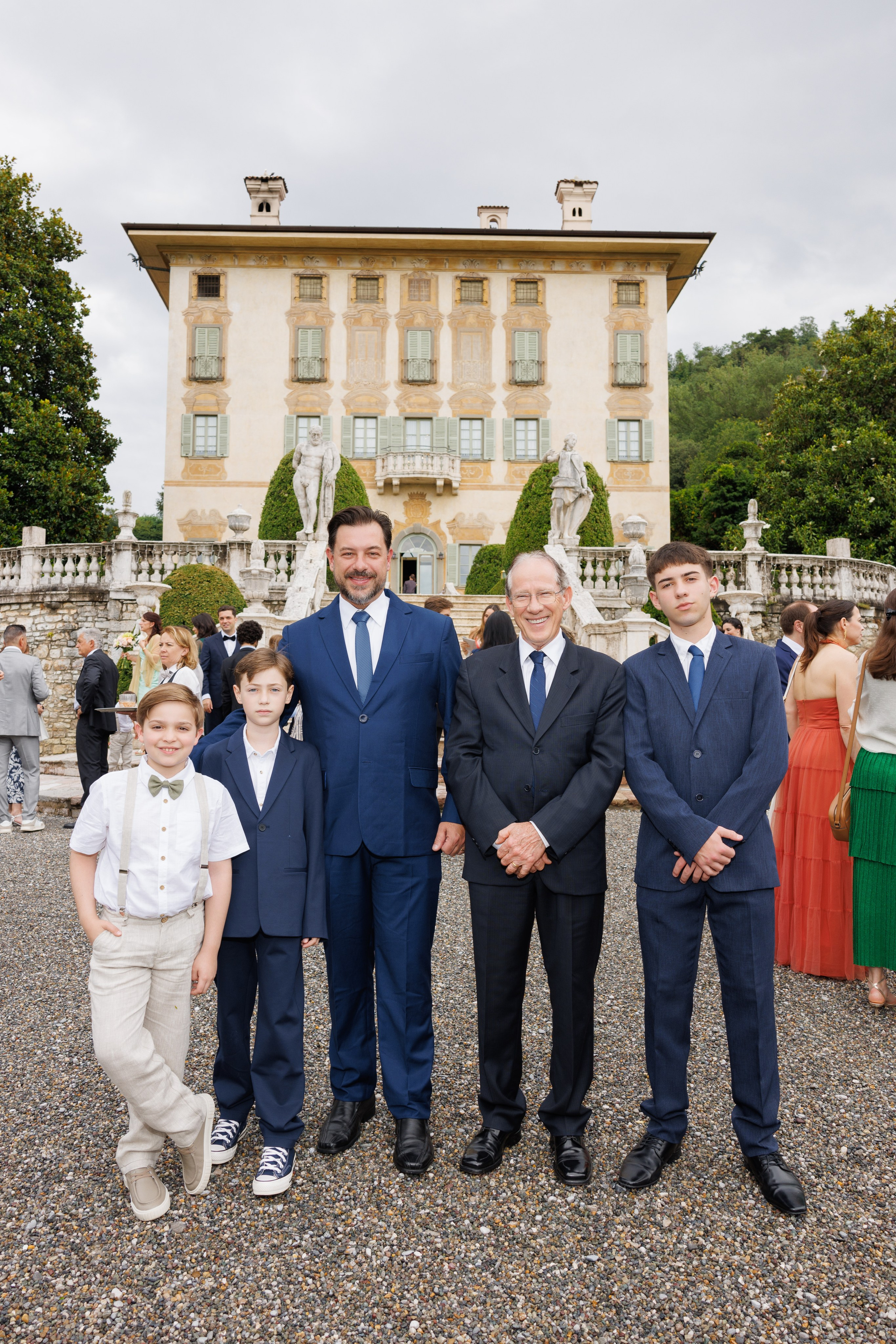 Camilla & Guiseppe (Bergamo, Villa Canton). Wedding photographer Osokin Evgeniy