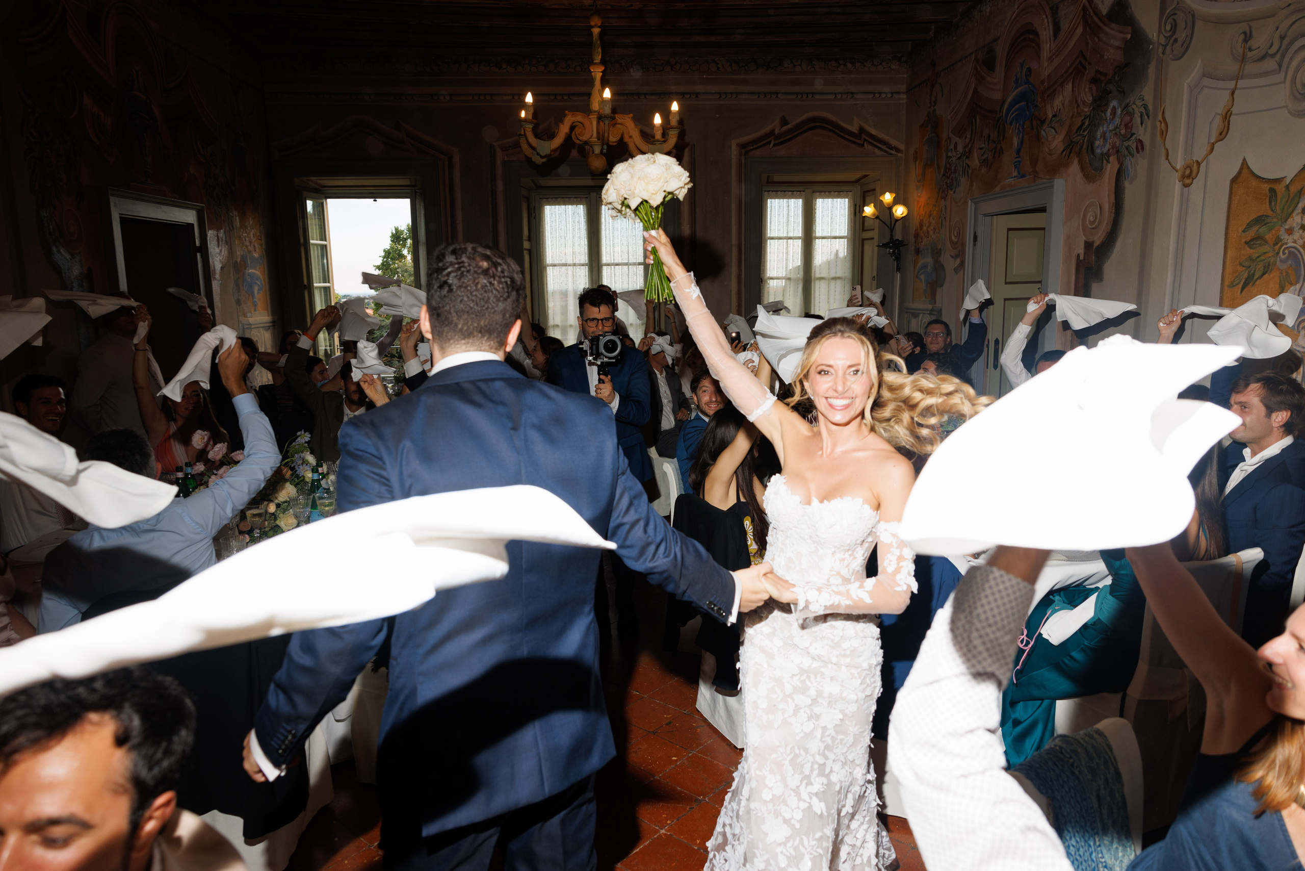 Camilla & Guiseppe (Bergamo, Villa Canton). Wedding photographer Osokin Evgeniy