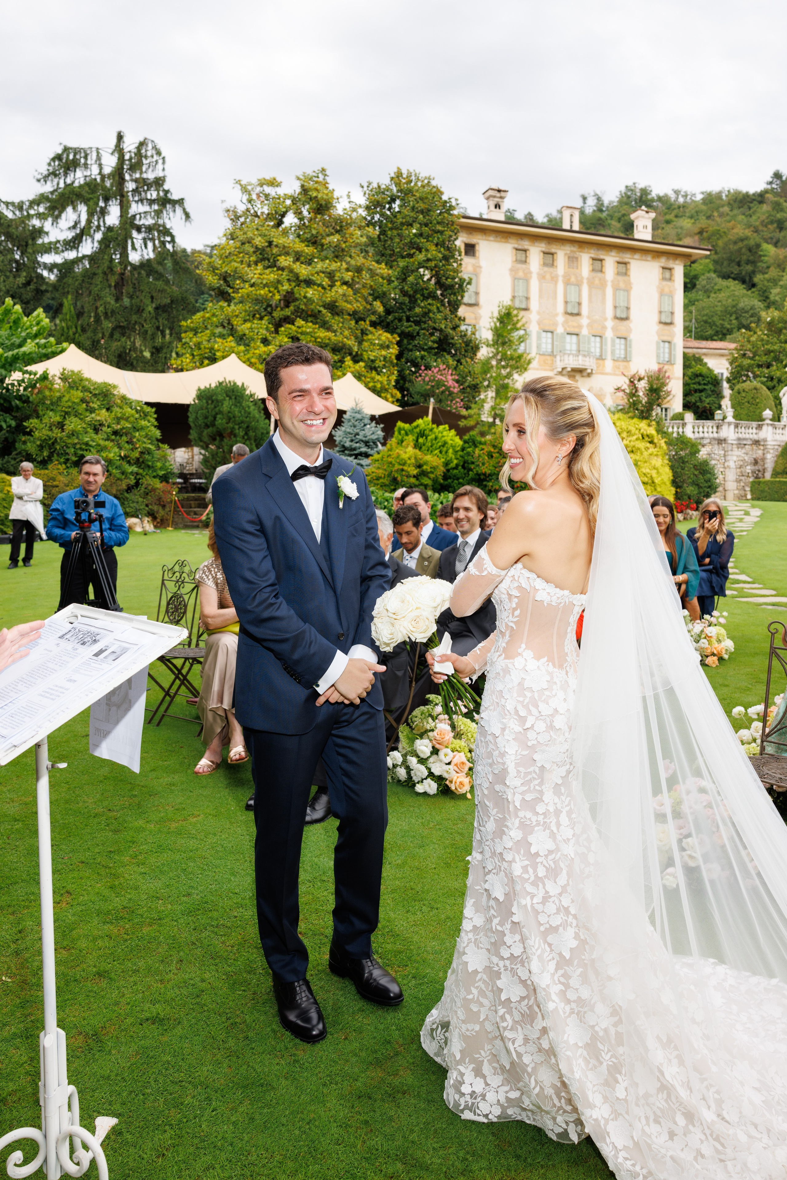 Camilla & Guiseppe (Bergamo, Villa Canton). Wedding photographer Osokin Evgeniy