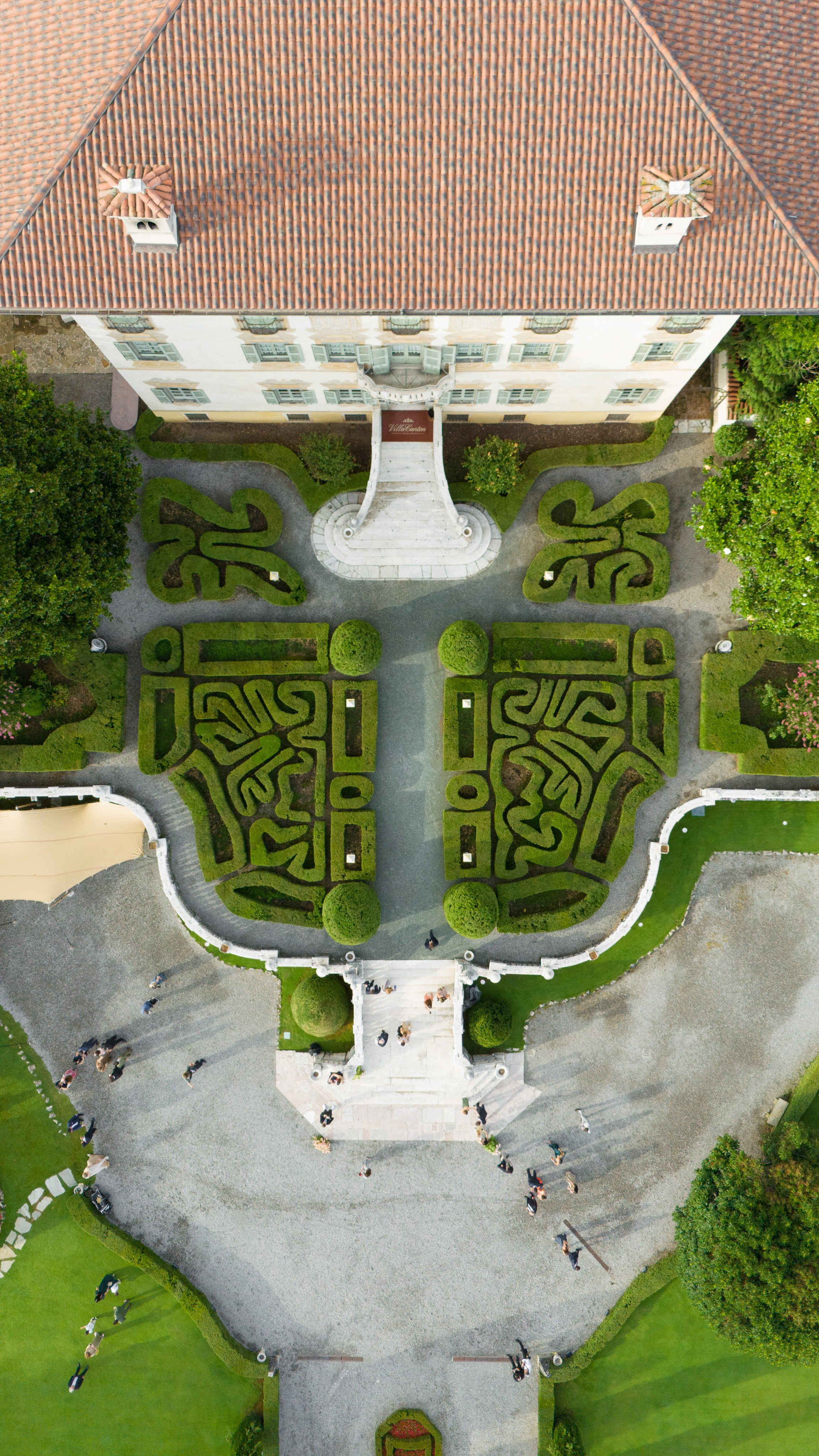 Camilla & Guiseppe (Bergamo, Villa Canton). Wedding photographer Osokin Evgeniy