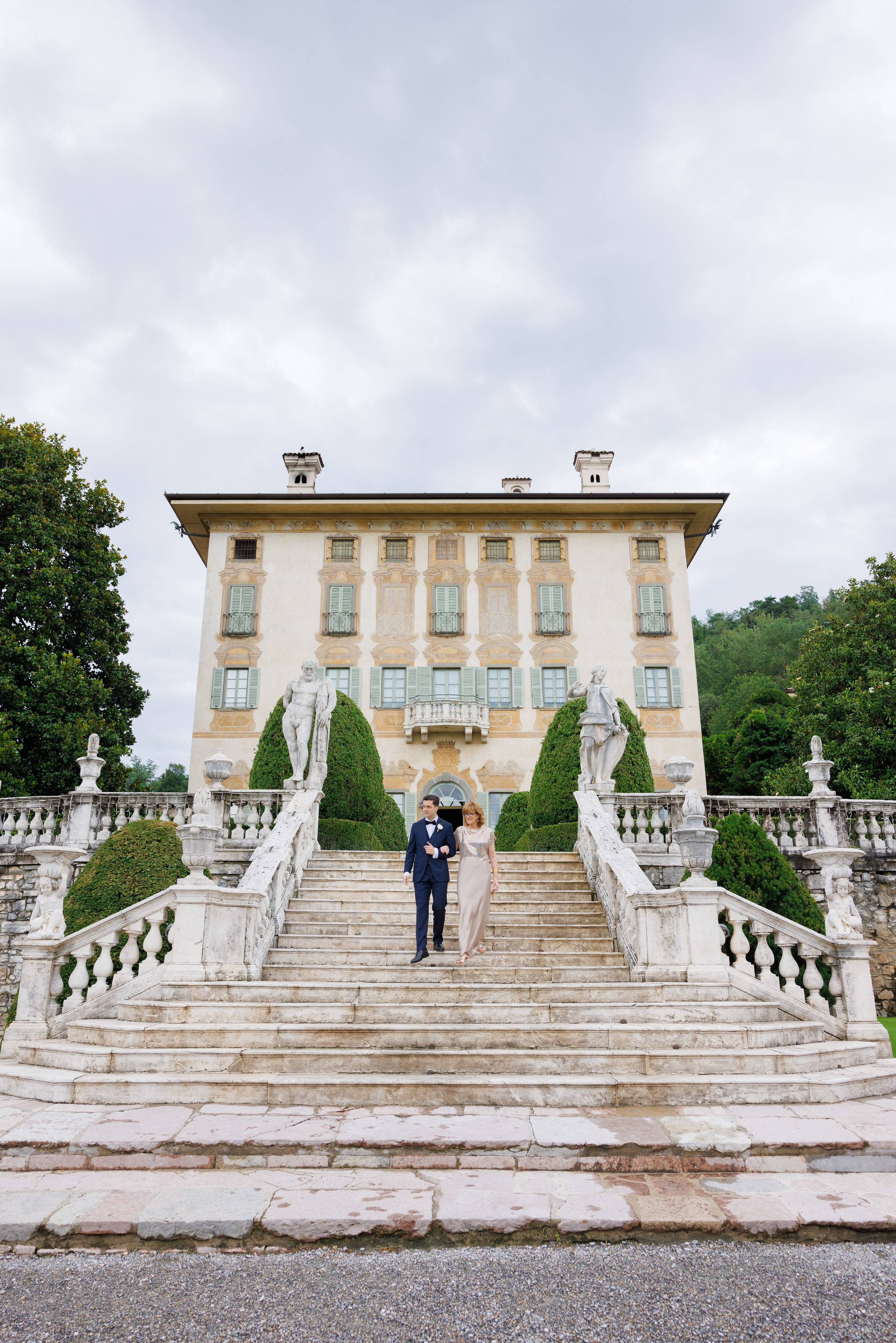 Camilla & Guiseppe (Bergamo, Villa Canton). Wedding photographer Osokin Evgeniy