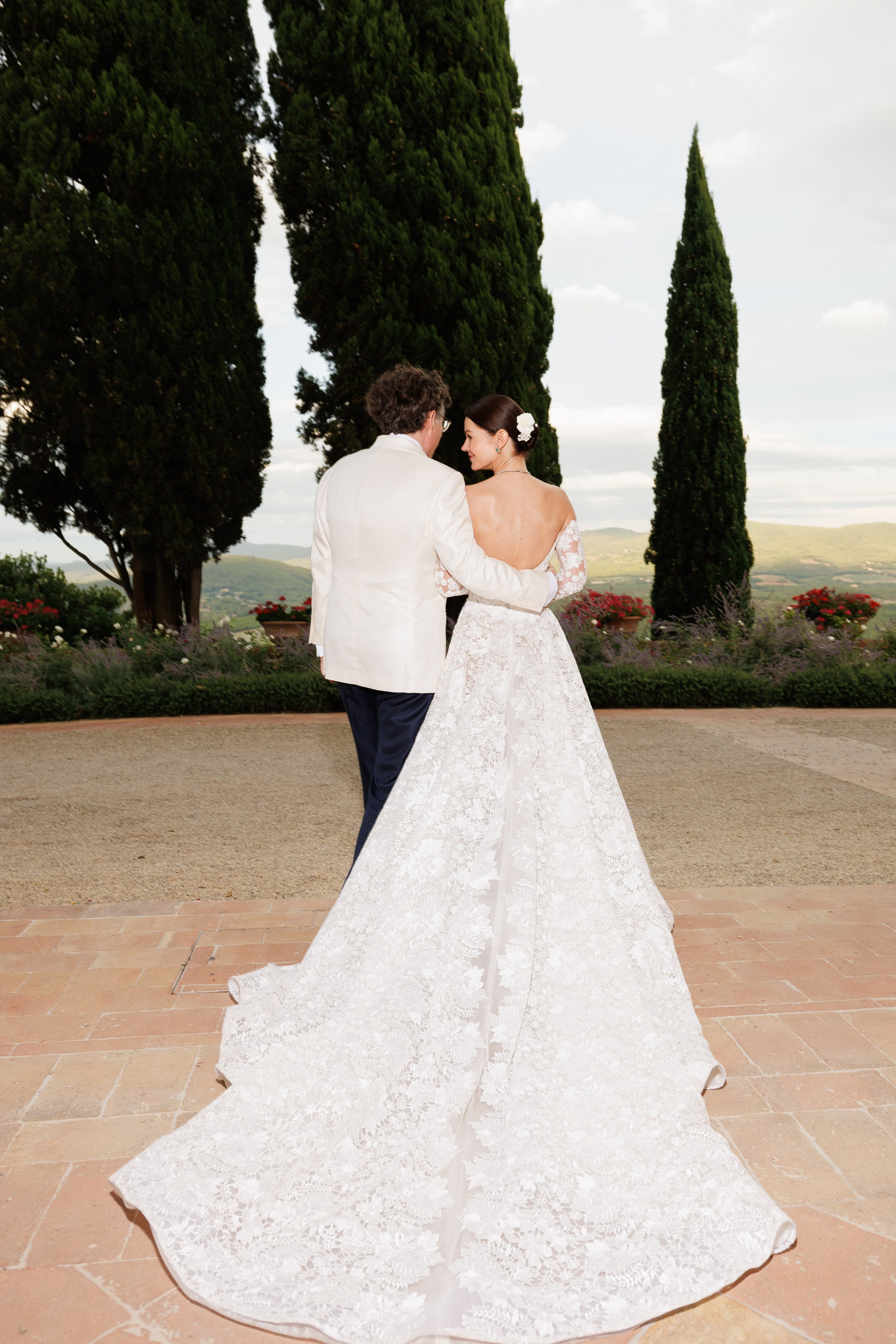Julia & Max (Florence, Castello Di Cassole). Wedding photographer Osokin Evgeniy