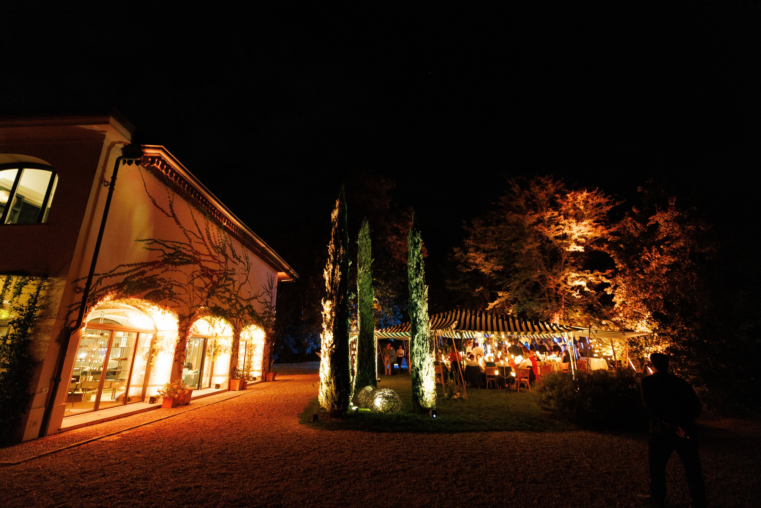 Chelcie & Metthew (Italy, Asti). Wedding photographer Osokin Evgeniy