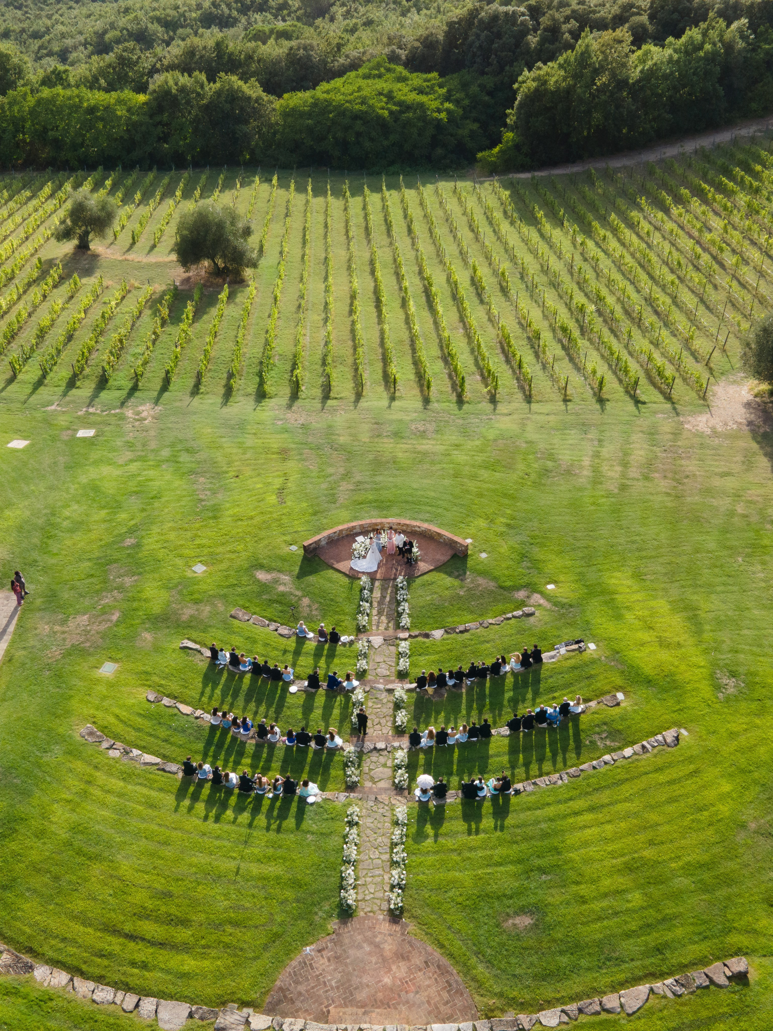 Julia & Max (Florence, Castello Di Cassole). Wedding photographer Osokin Evgeniy