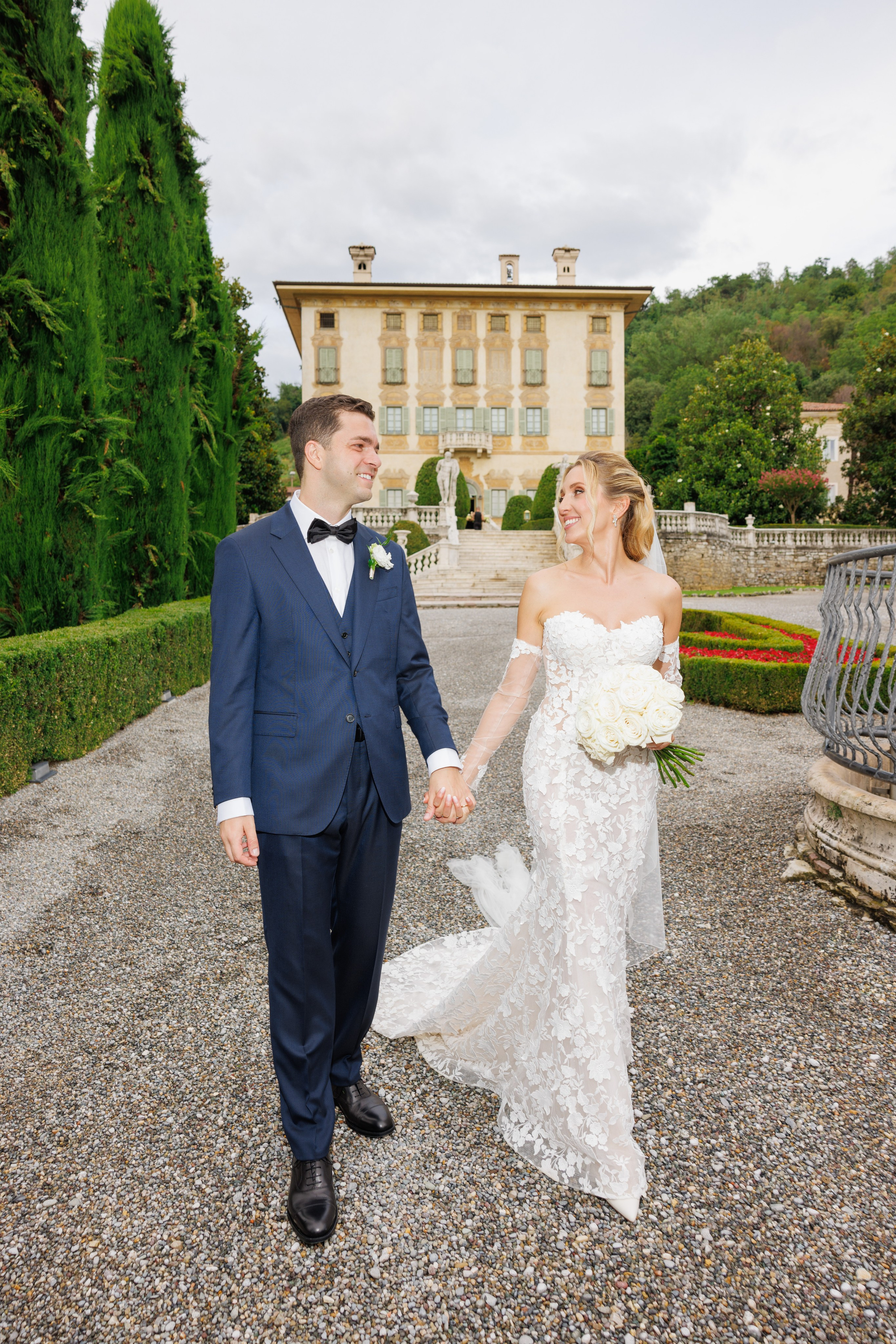 Camilla & Guiseppe (Bergamo, Villa Canton). Wedding photographer Osokin Evgeniy