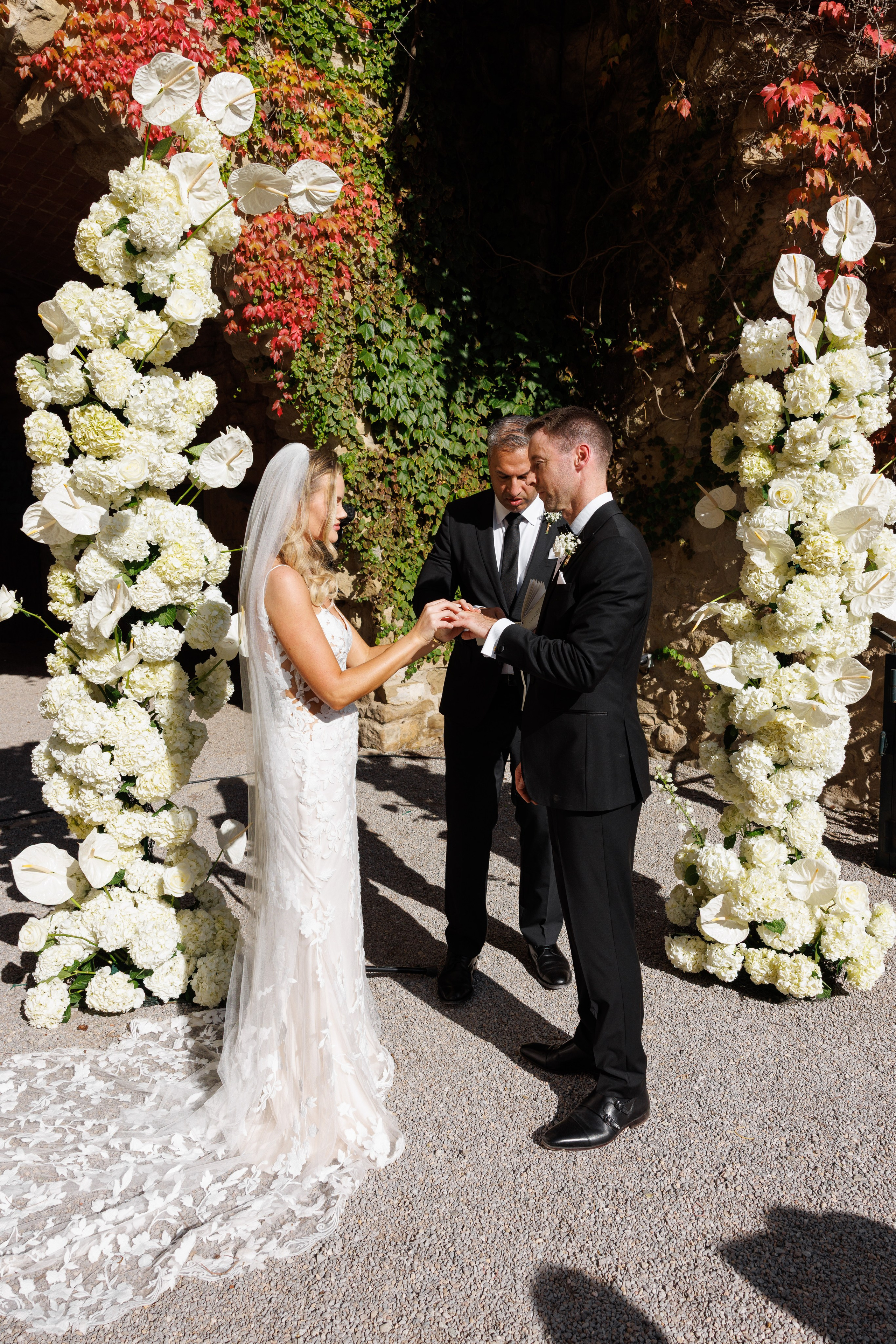 Fiona & Colin (Barcelona, La Baronia). Wedding photographer Osokin Evgeniy