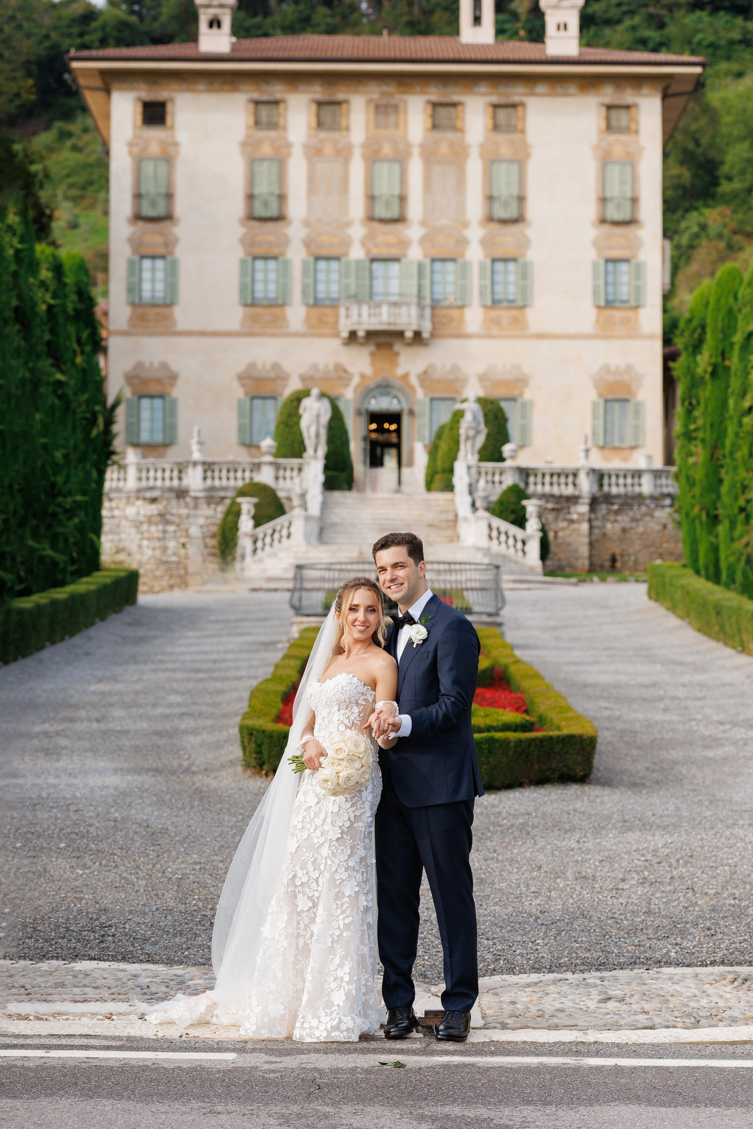 Camilla & Guiseppe (Bergamo, Villa Canton). Wedding photographer Osokin Evgeniy