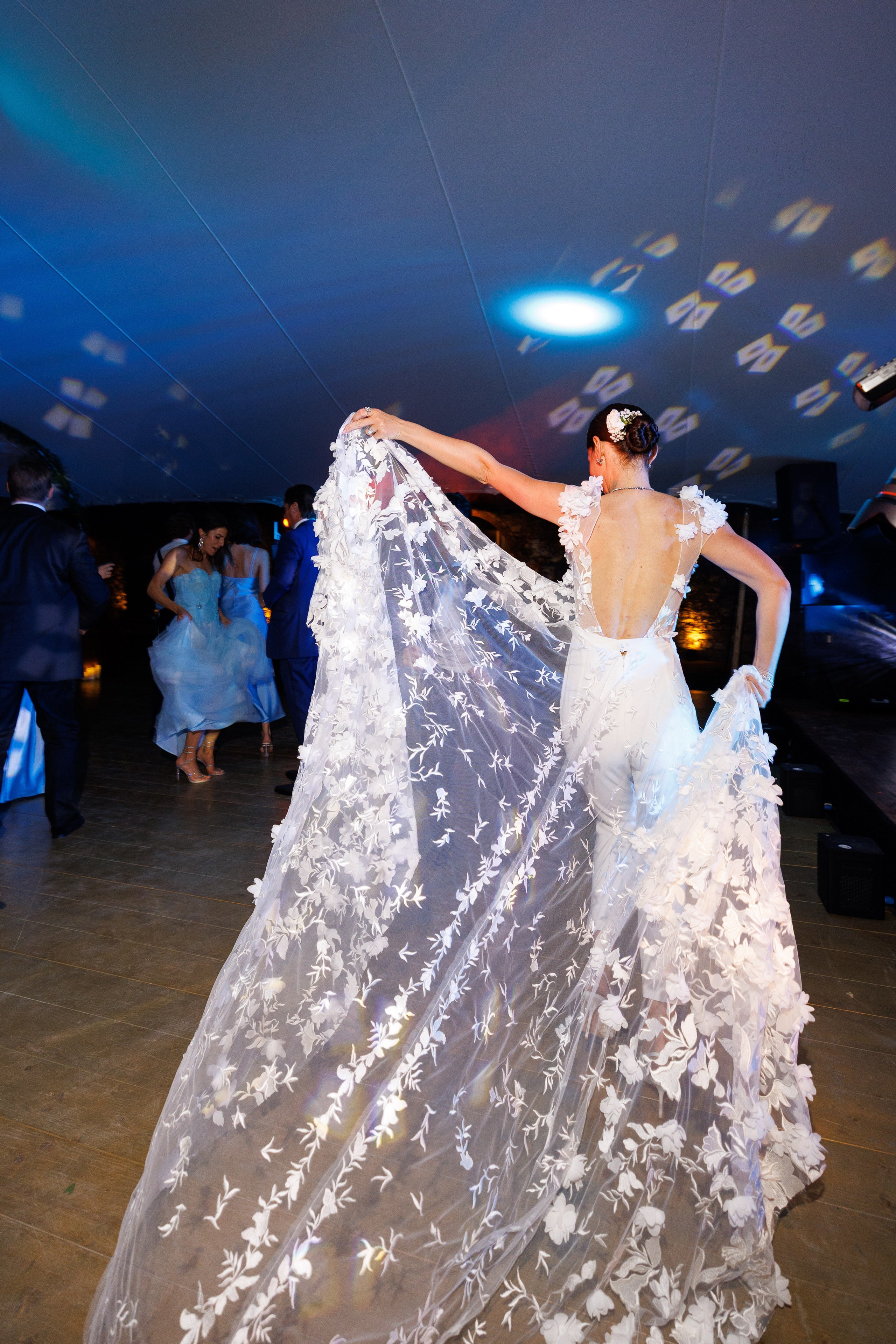 Julia & Max (Florence, Castello Di Cassole). Wedding photographer Osokin Evgeniy