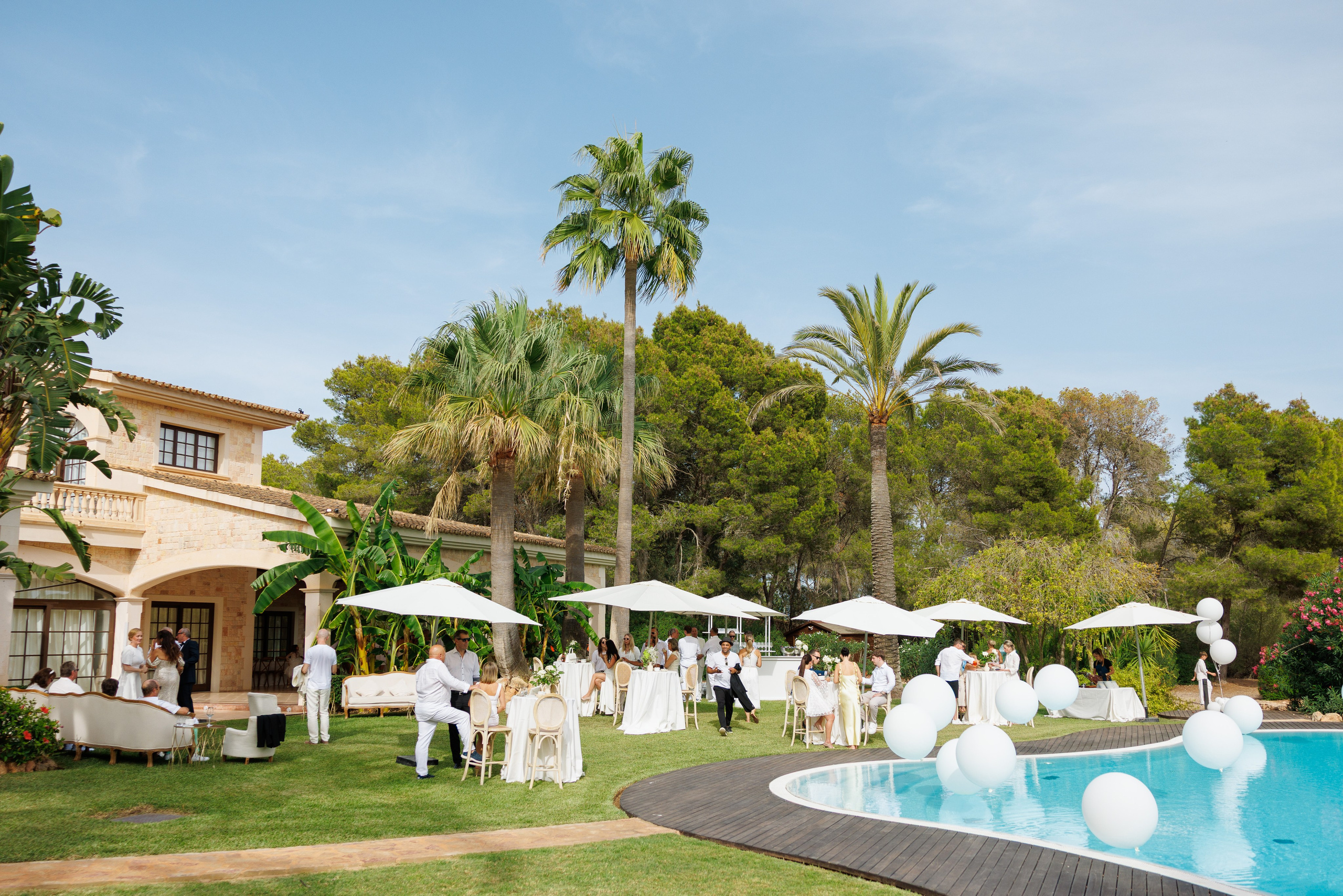 Valentina & Heinz (Palma de Mallorca, Finca Son Bi). Wedding photographer Osokin Evgeniy