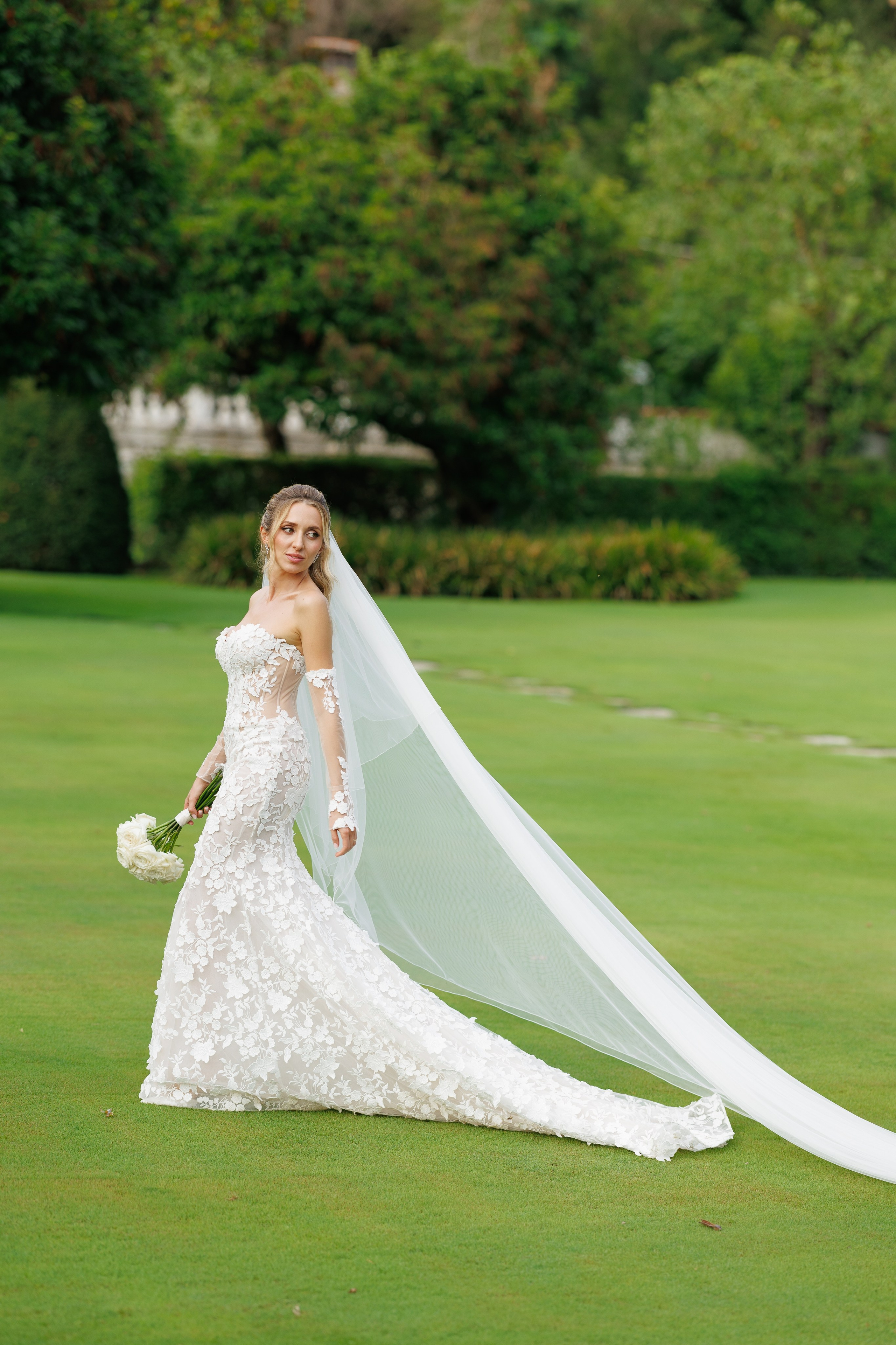 Camilla & Guiseppe (Bergamo, Villa Canton). Wedding photographer Osokin Evgeniy