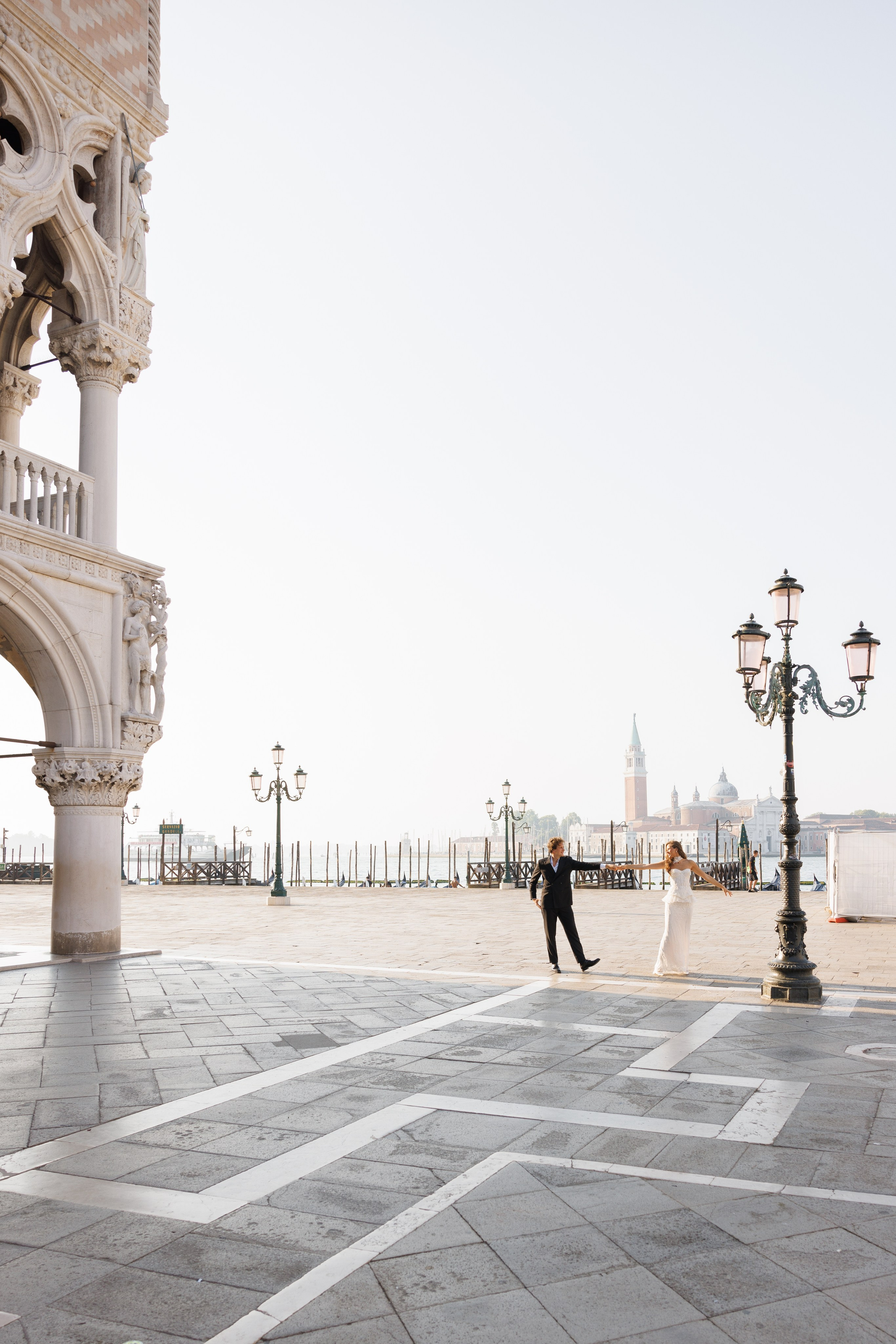 Inide & Osvald (Venice). Wedding photographer Osokin Evgeniy