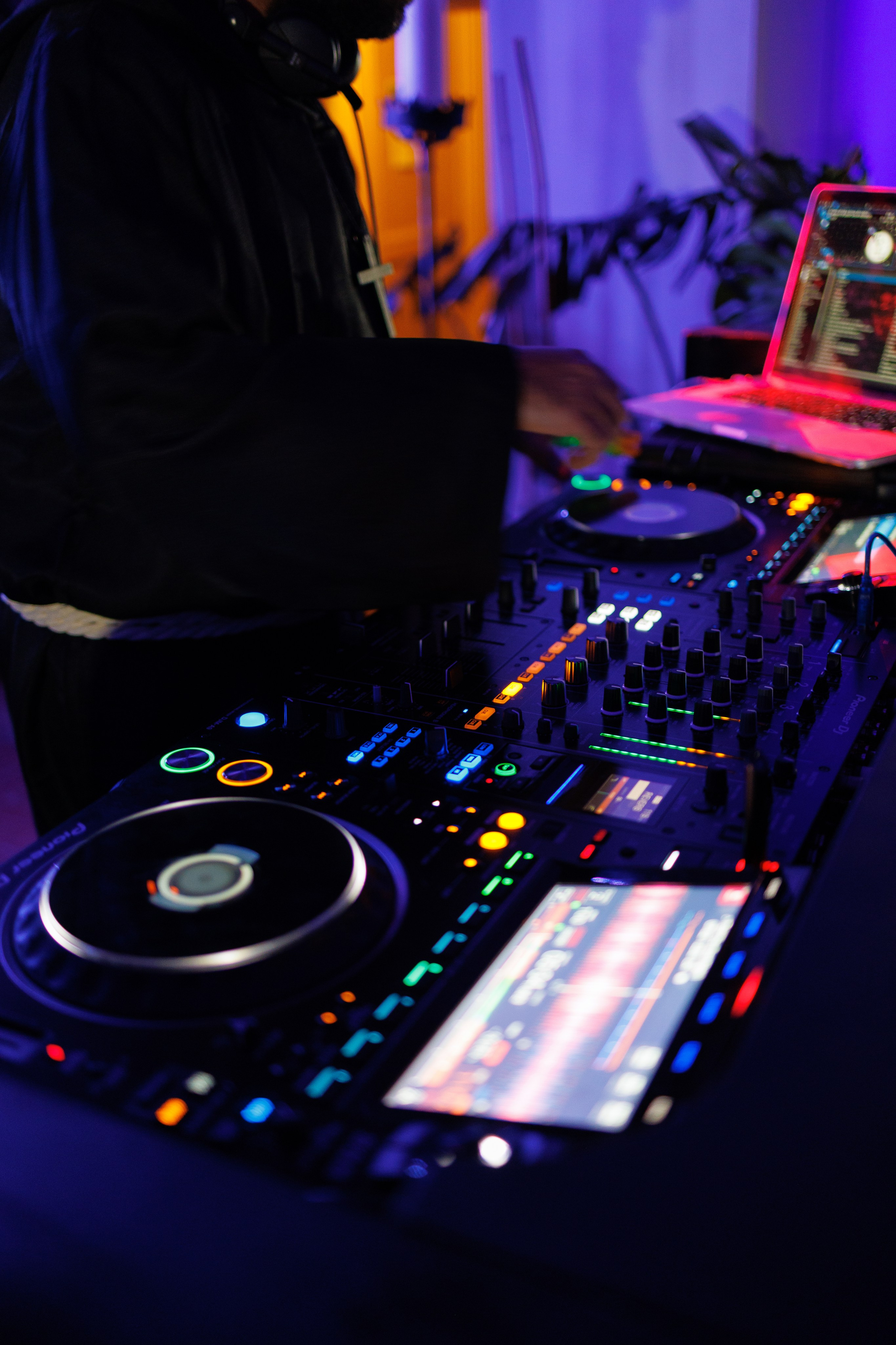 Julia & Max (Florence, Castello Di Cassole). Wedding photographer Osokin Evgeniy