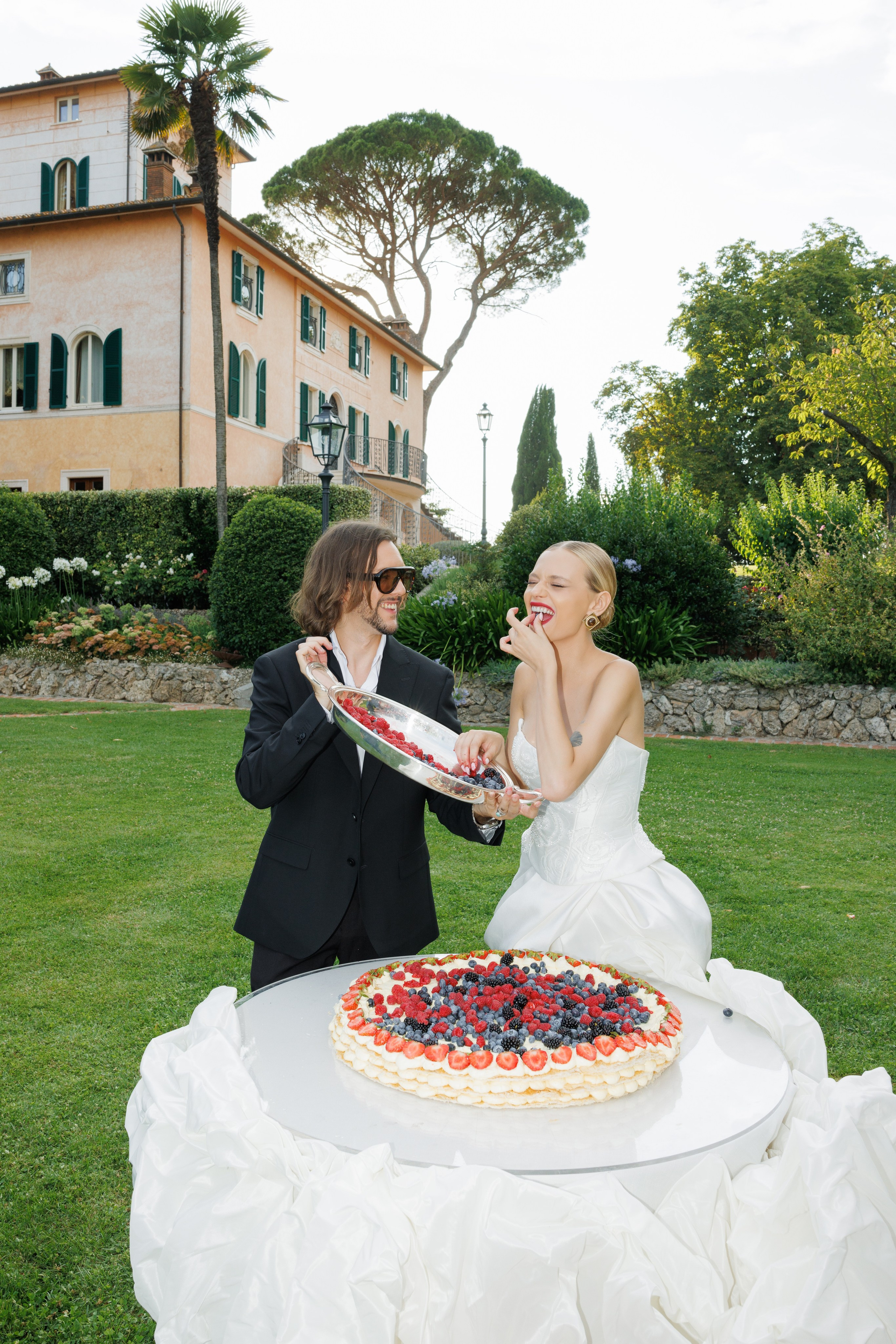 Vitalina & Alexandre (Tuscany, Villa Valentini Bonaparte). Wedding photographer Osokin Evgeniy