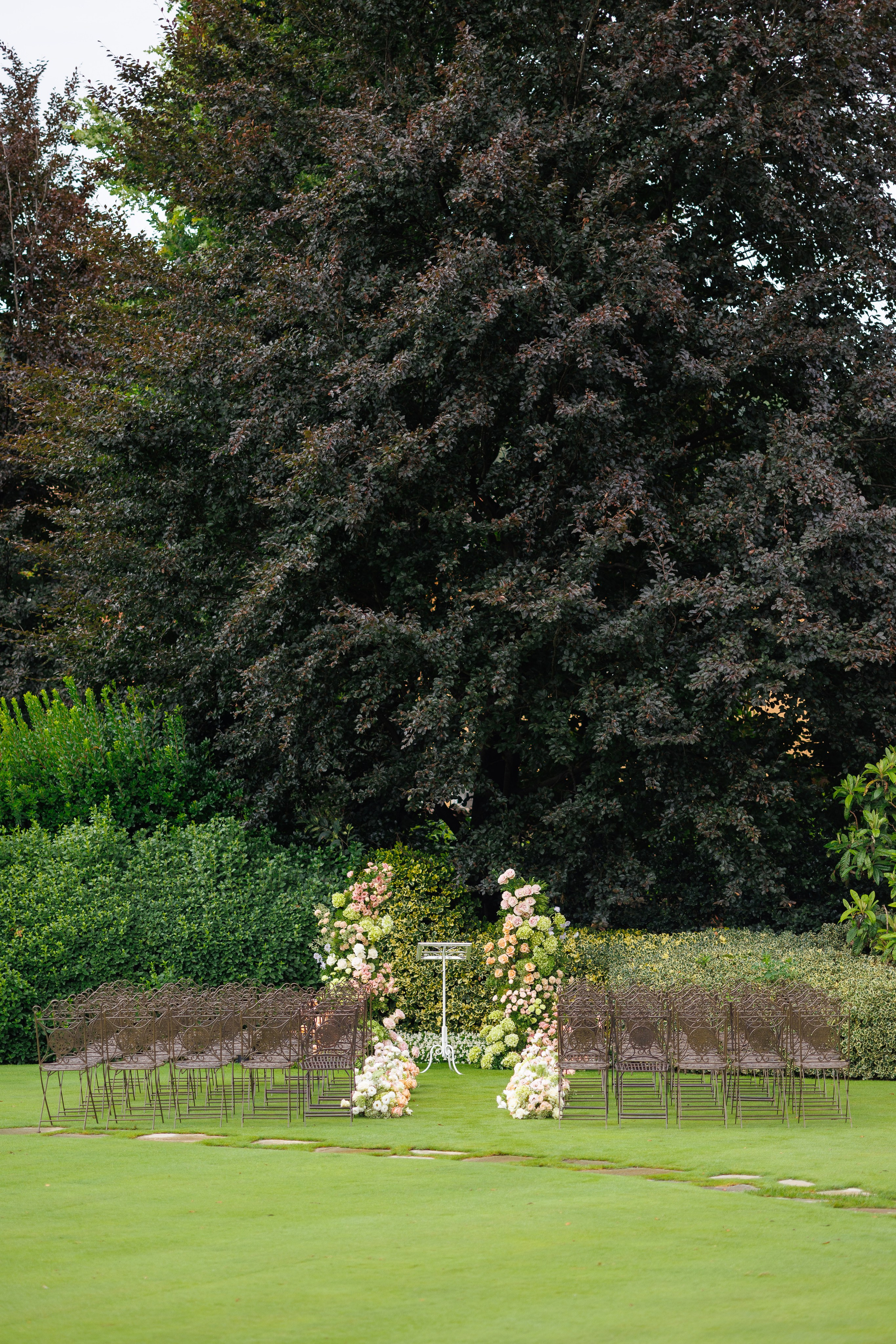 Camilla & Guiseppe (Bergamo, Villa Canton). Wedding photographer Osokin Evgeniy