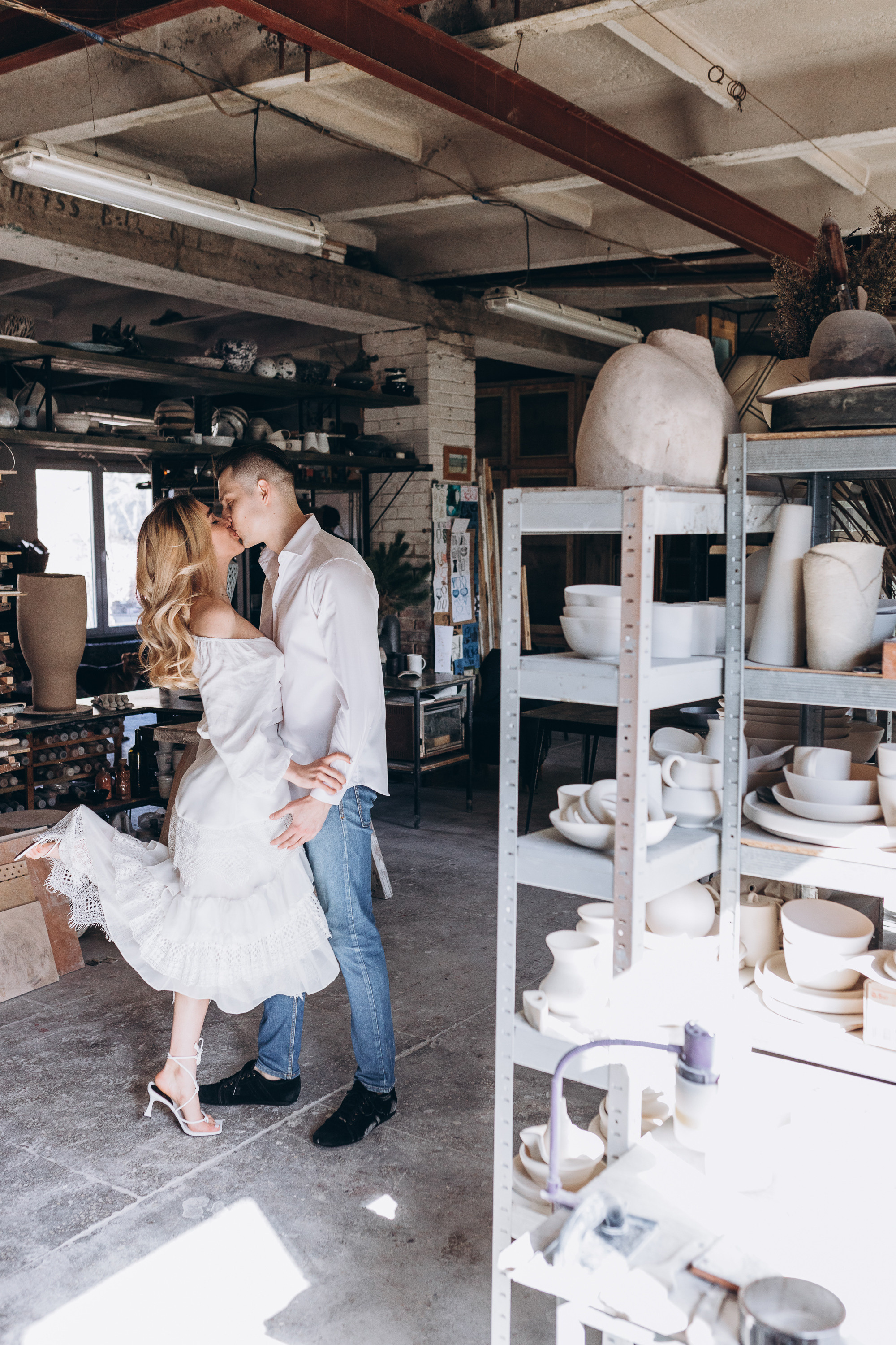 Love in the pottery. Wedding photographer Osokin Evgeniy