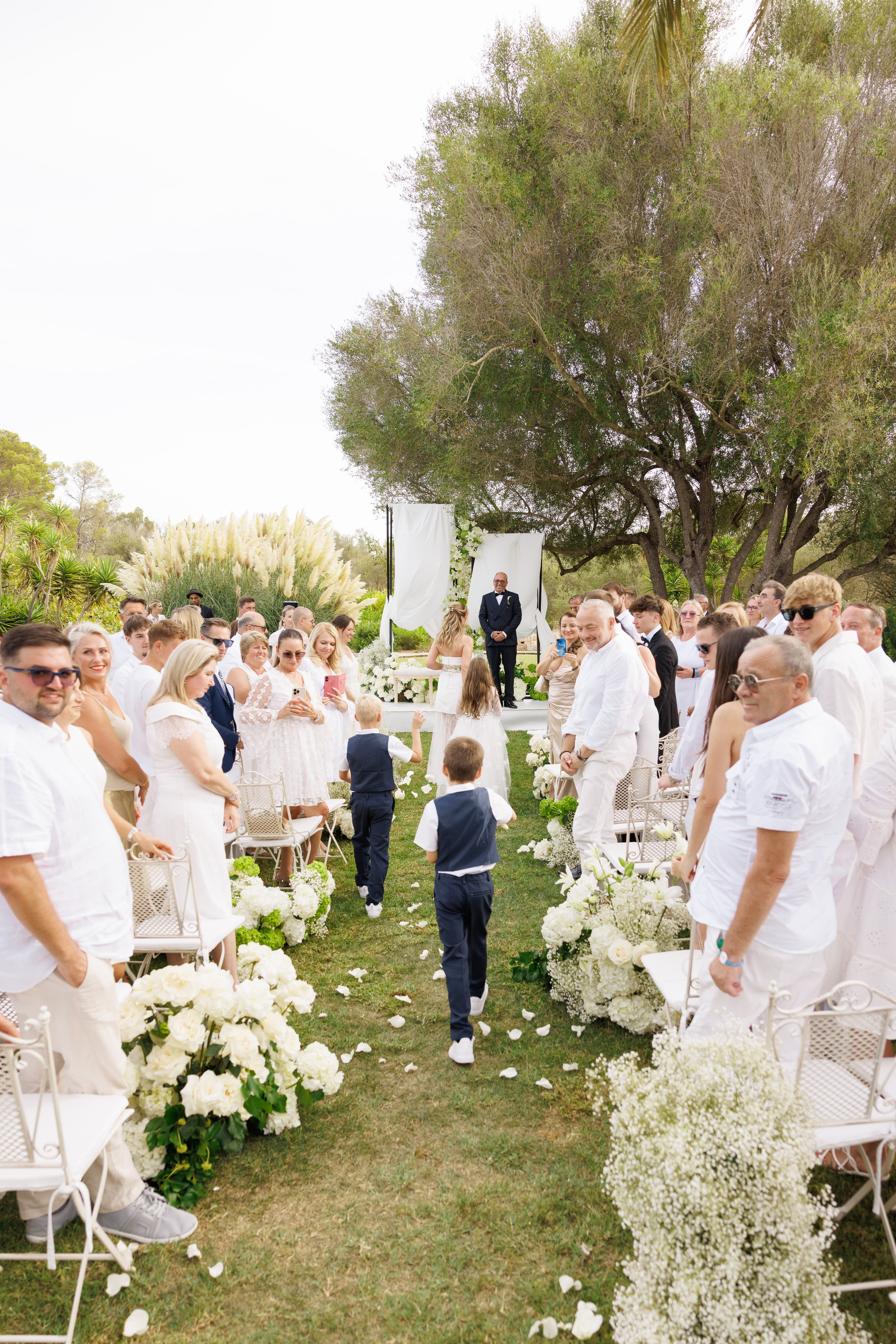 Valentina & Heinz (Palma de Mallorca, Finca Son Bi). Wedding photographer Osokin Evgeniy