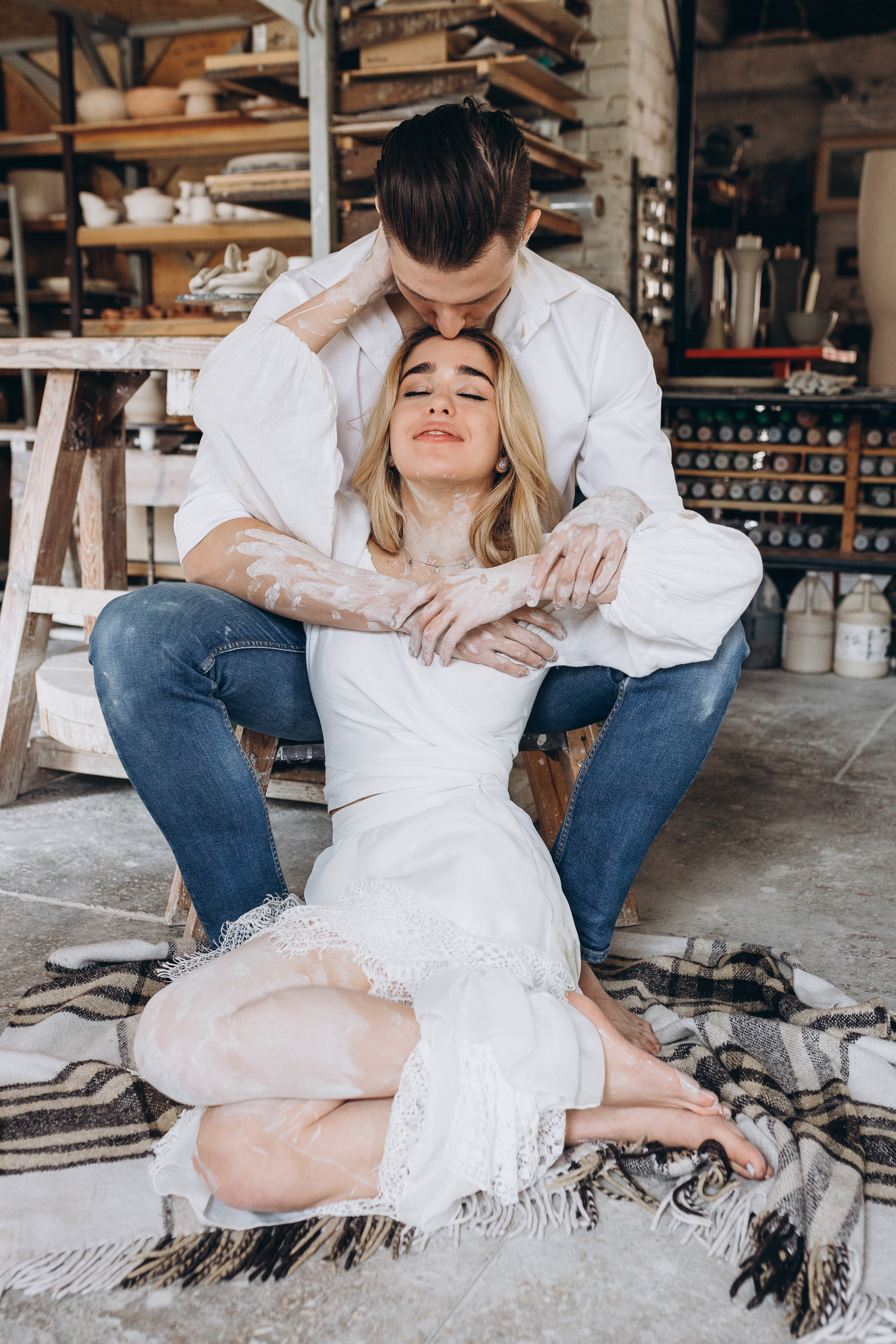 Love in the pottery. Wedding photographer Osokin Evgeniy