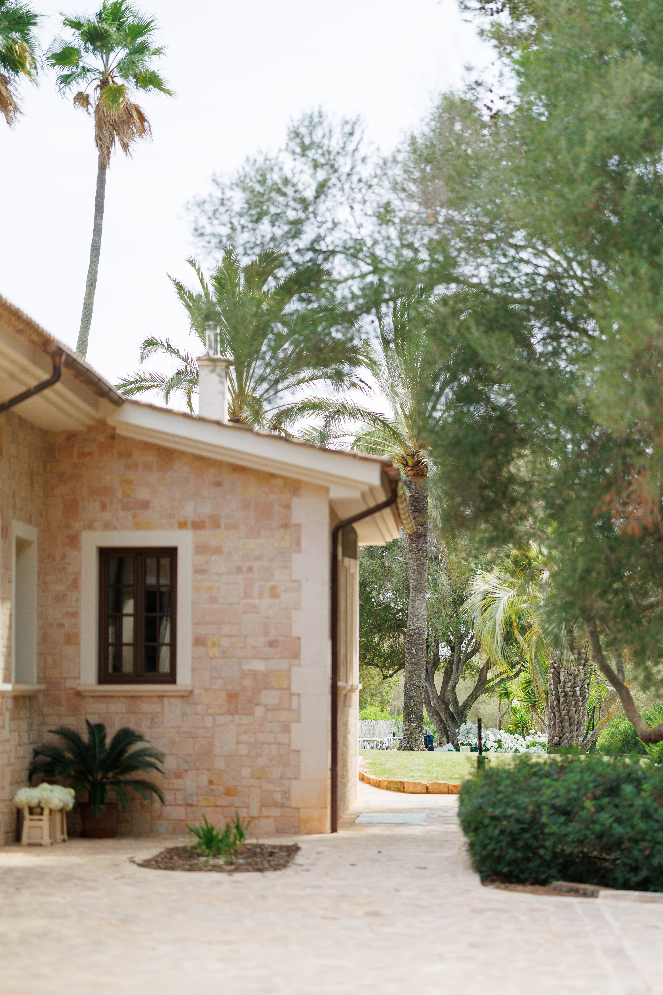 Valentina & Heinz (Palma de Mallorca, Finca Son Bi). Wedding photographer Osokin Evgeniy