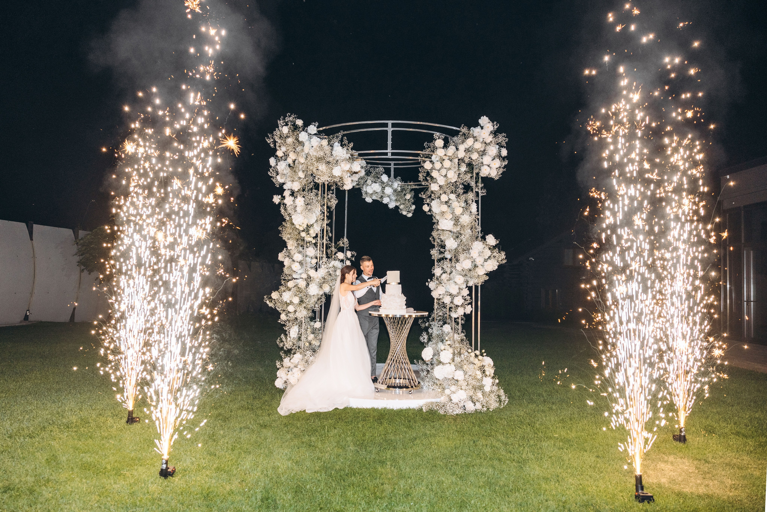 Julia & Yuriy. Wedding photographer Osokin Evgeniy