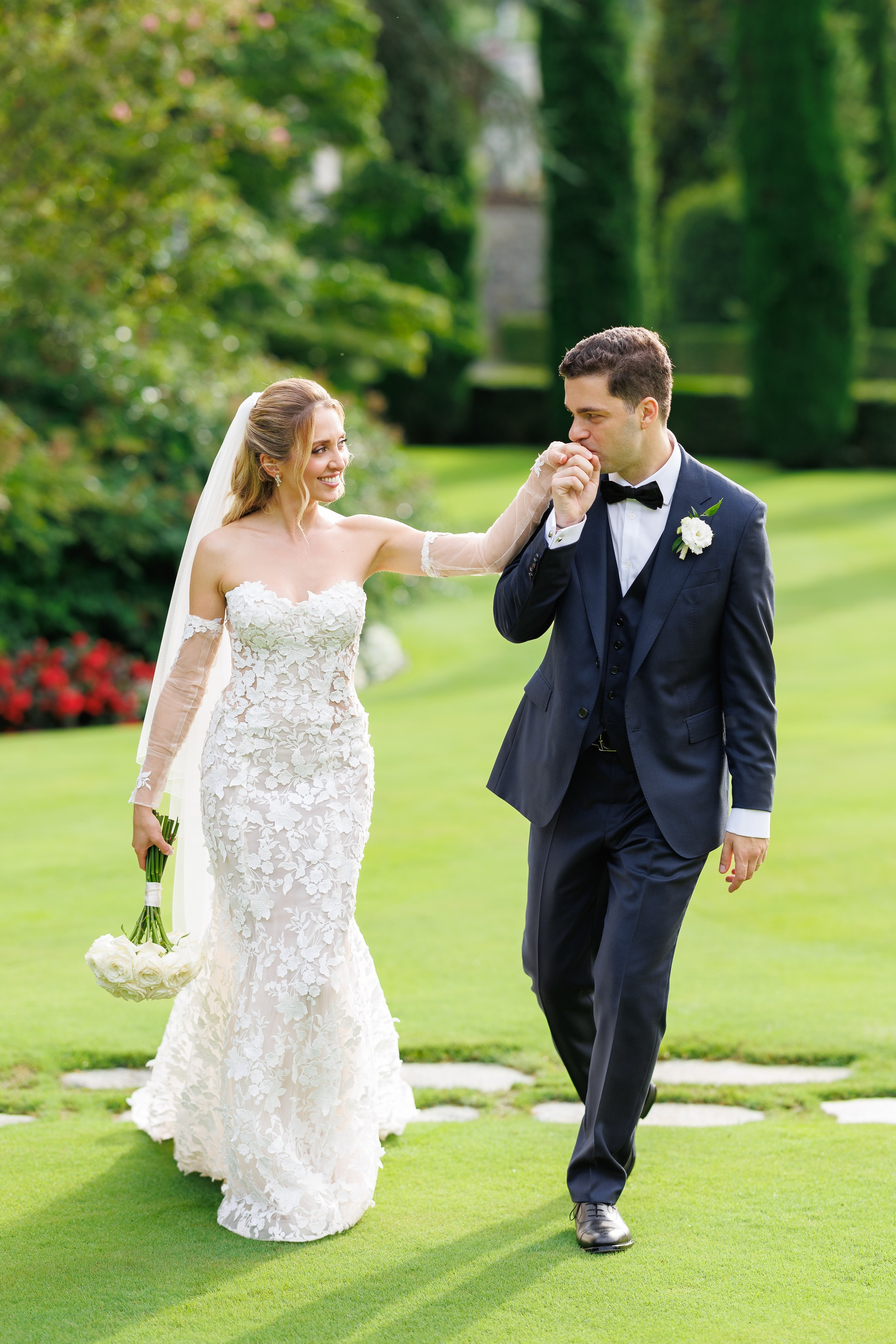 Camilla & Guiseppe (Bergamo, Villa Canton). Wedding photographer Osokin Evgeniy