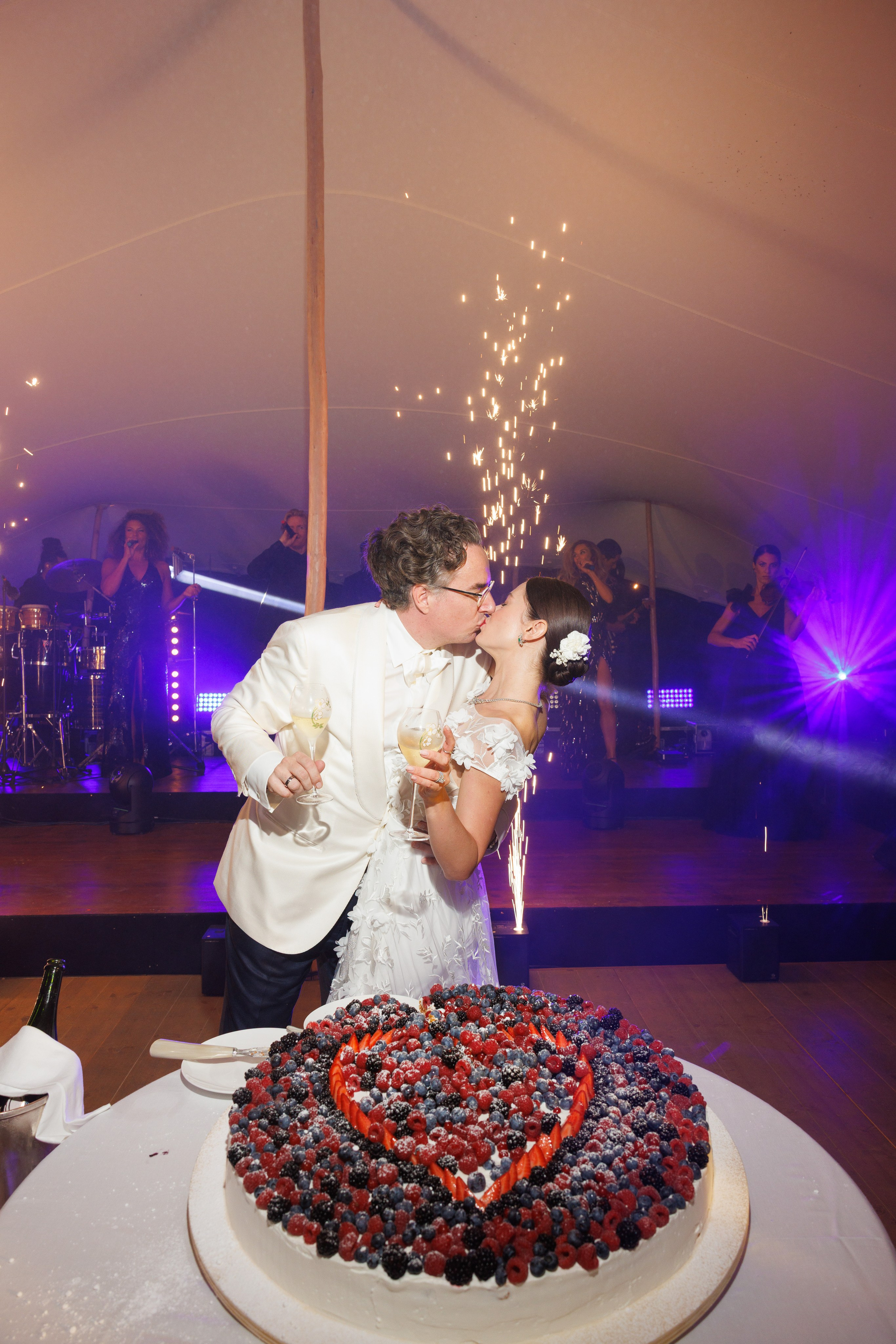 Julia & Max (Florence, Castello Di Cassole). Wedding photographer Osokin Evgeniy